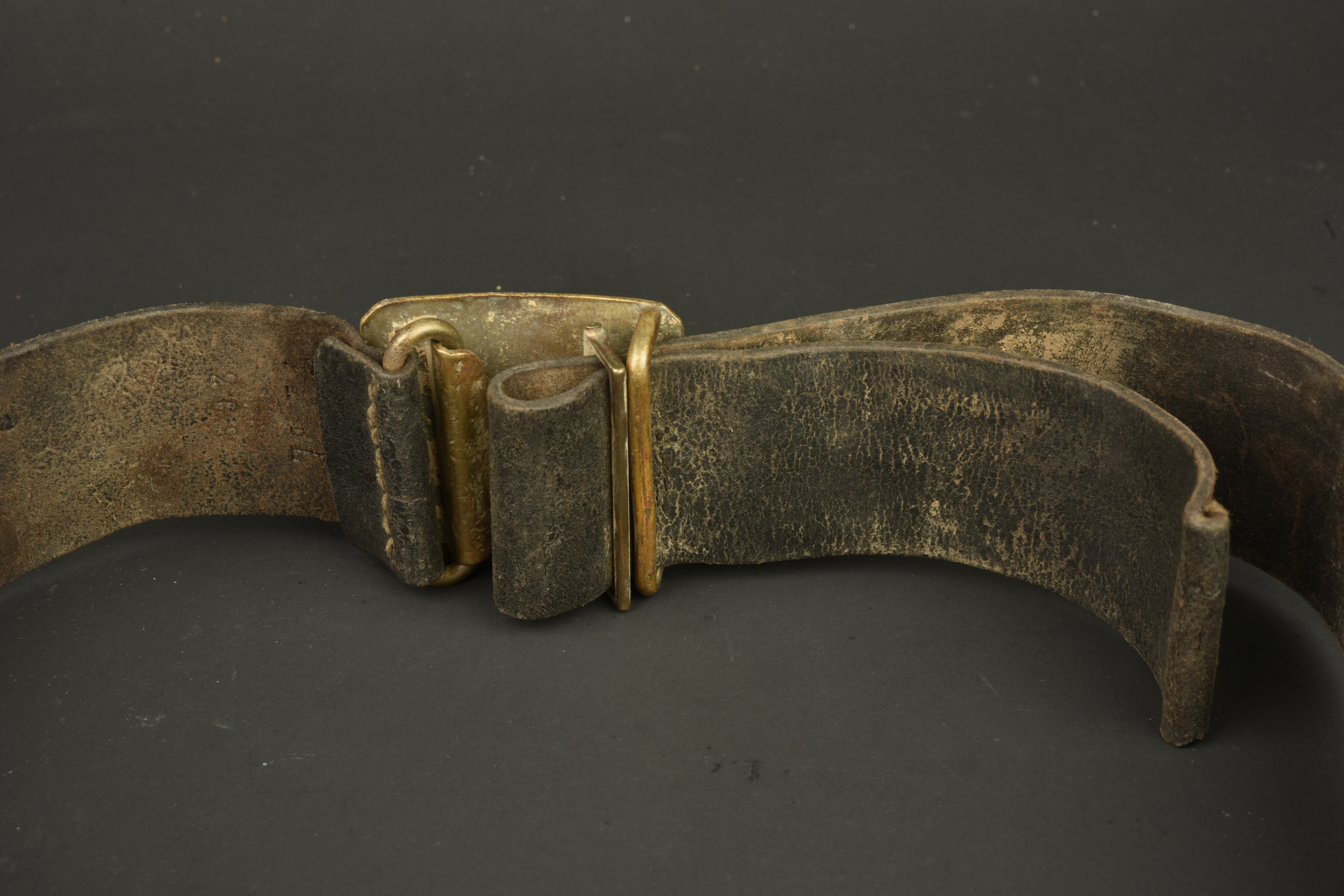 Ceinturon français M1845 du 72e de Ligne et guêtres noires. French M1845 belt rig of the 72nd Line Infantry Regiment with black gaiters — photo 4