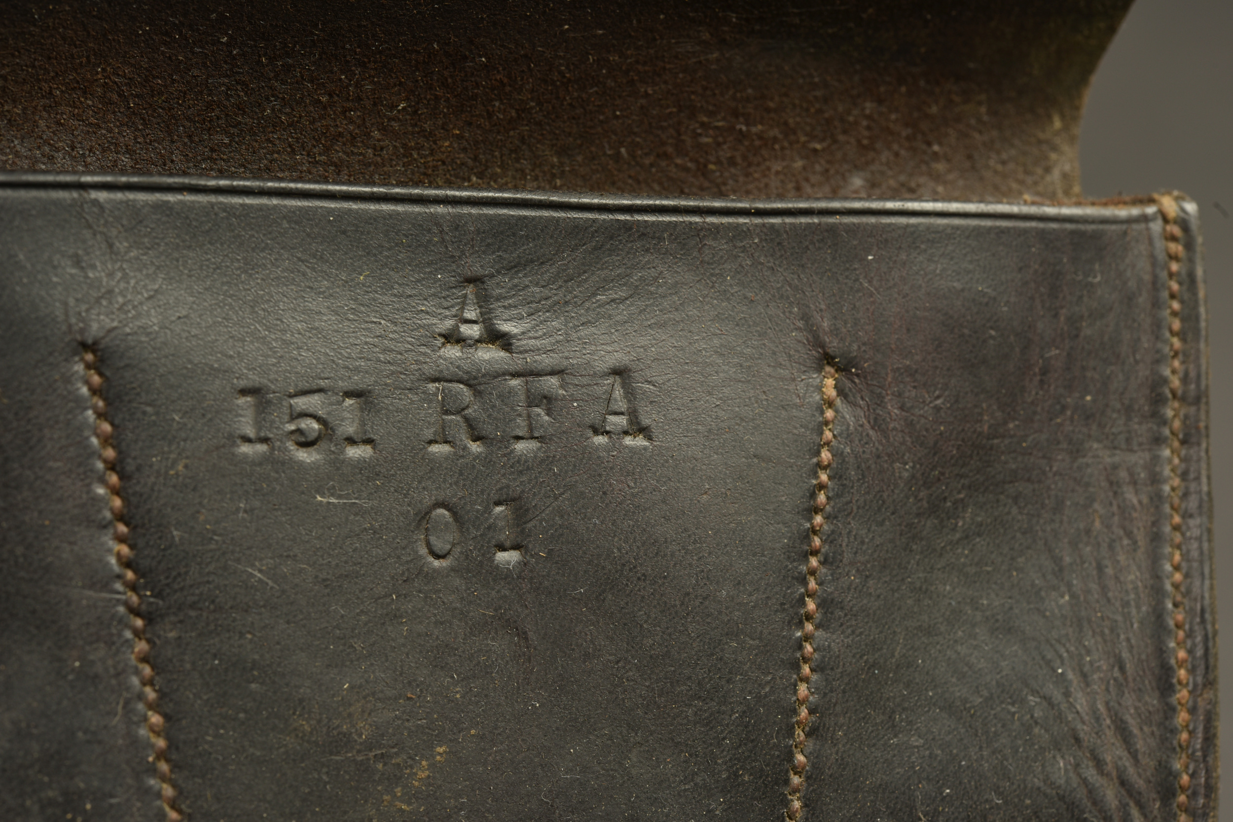 Lot d'équipement anglais et français. Lot of British and French equipment — photo 2