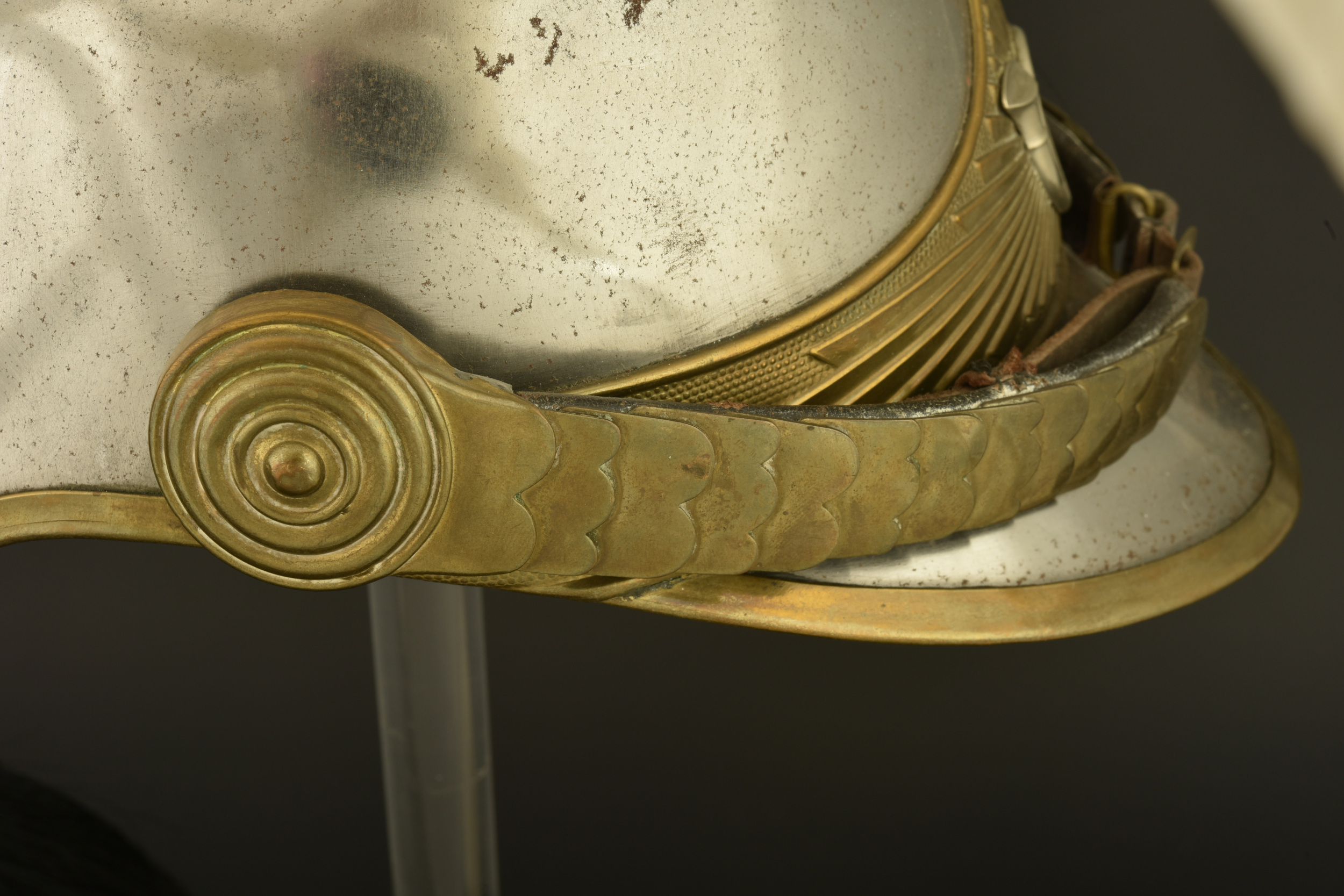 Casque à cimier et crinière de chasseur à cheval. Crested helmet with horsehair plume of a Chasseur à Cheval trooper — photo 11