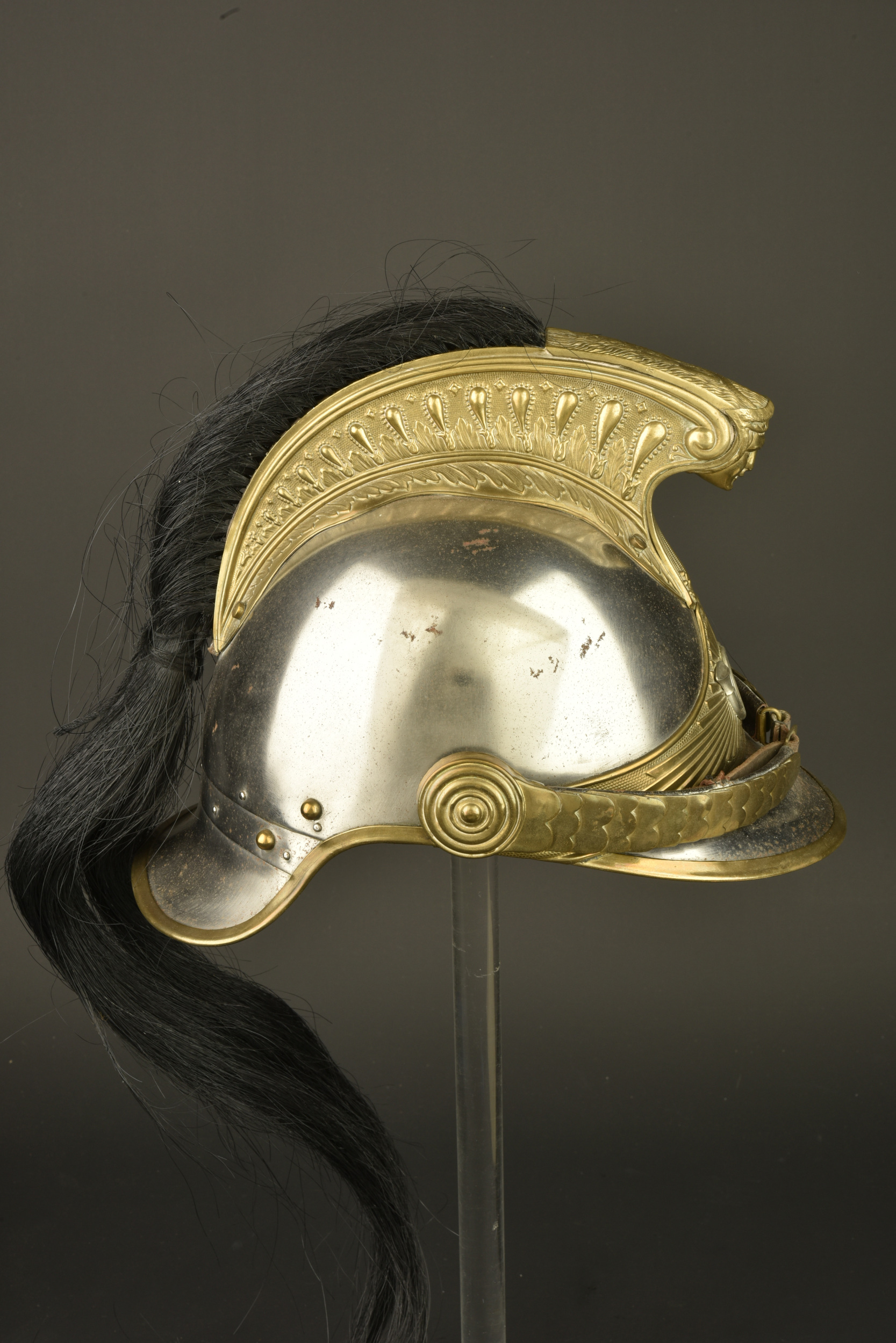 Casque à cimier et crinière de chasseur à cheval. Crested helmet with horsehair plume of a Chasseur à Cheval trooper — photo 12