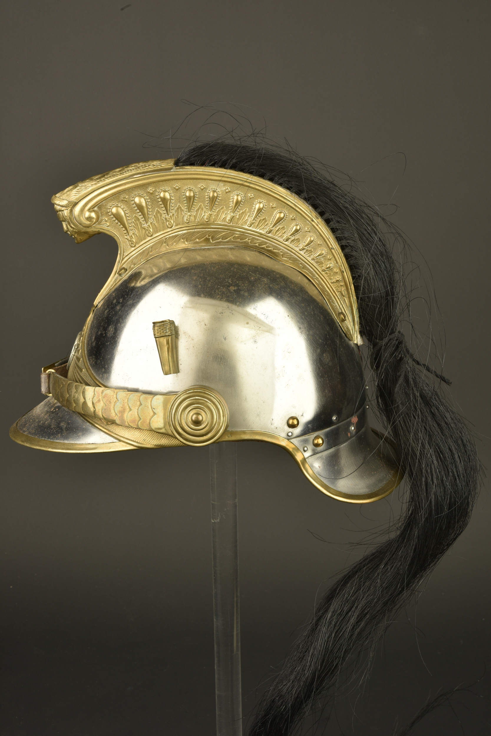 Casque à cimier et crinière de chasseur à cheval. Crested helmet with horsehair plume of a Chasseur à Cheval trooper — photo 13