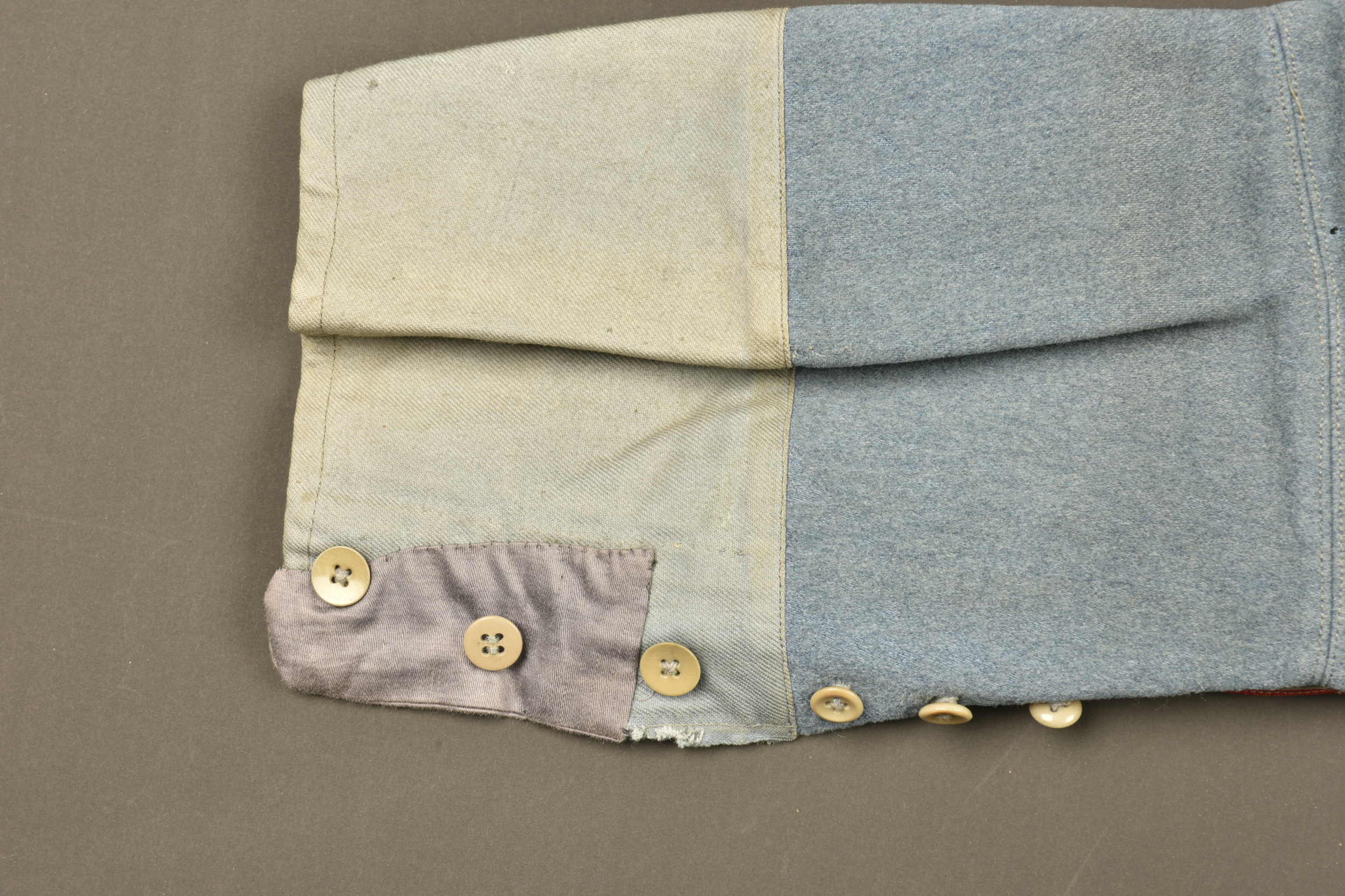 Culotte bleu horizon d'un officier d'artillerie. Horizon blue artillery officer’s breeches — photo 5