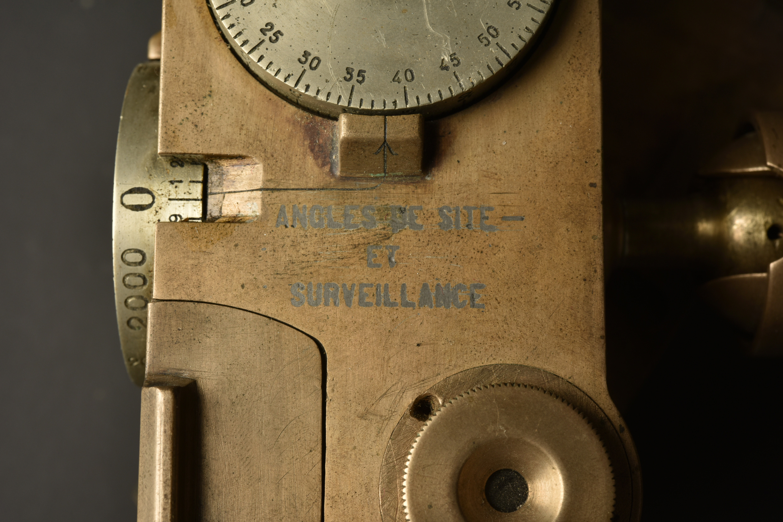 Théodolite français modèle R St Etienne 1915. French Model R theodolite manufactured by St Etienne in 1915 — photo 7