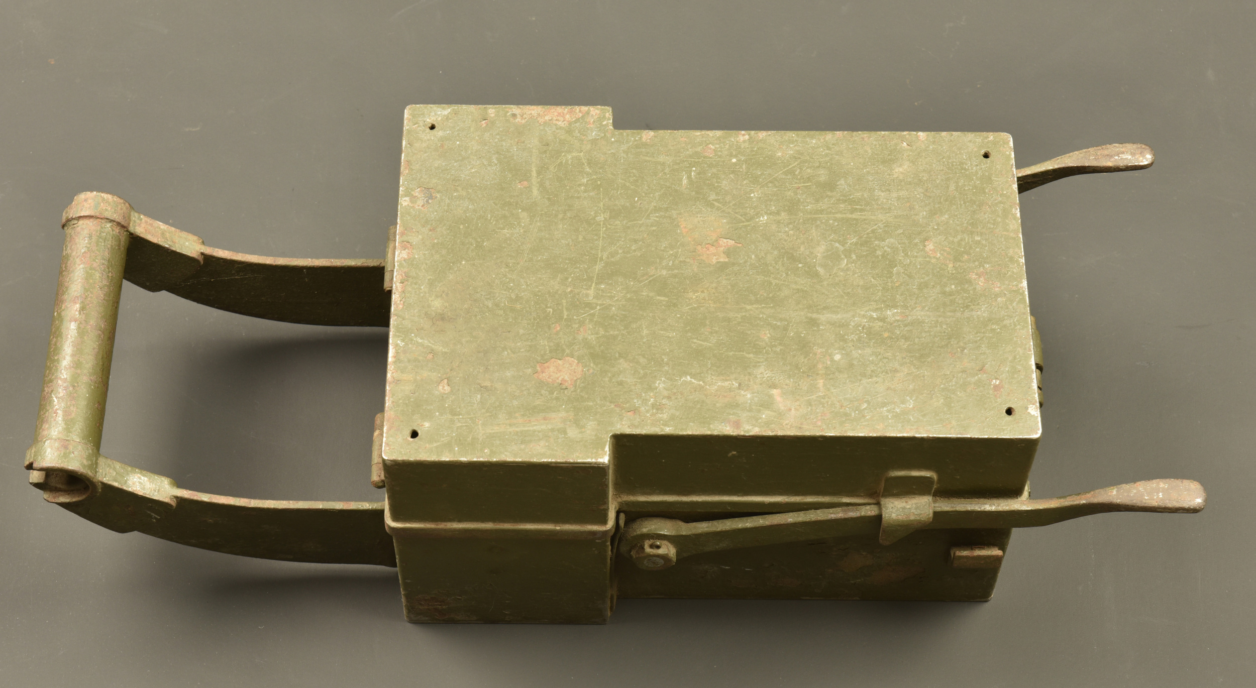 Débouchoir mixte modèle 1897 pour obus de 75 mm. Model 1897 combined fuse wrench for 75 mm shells — photo 2