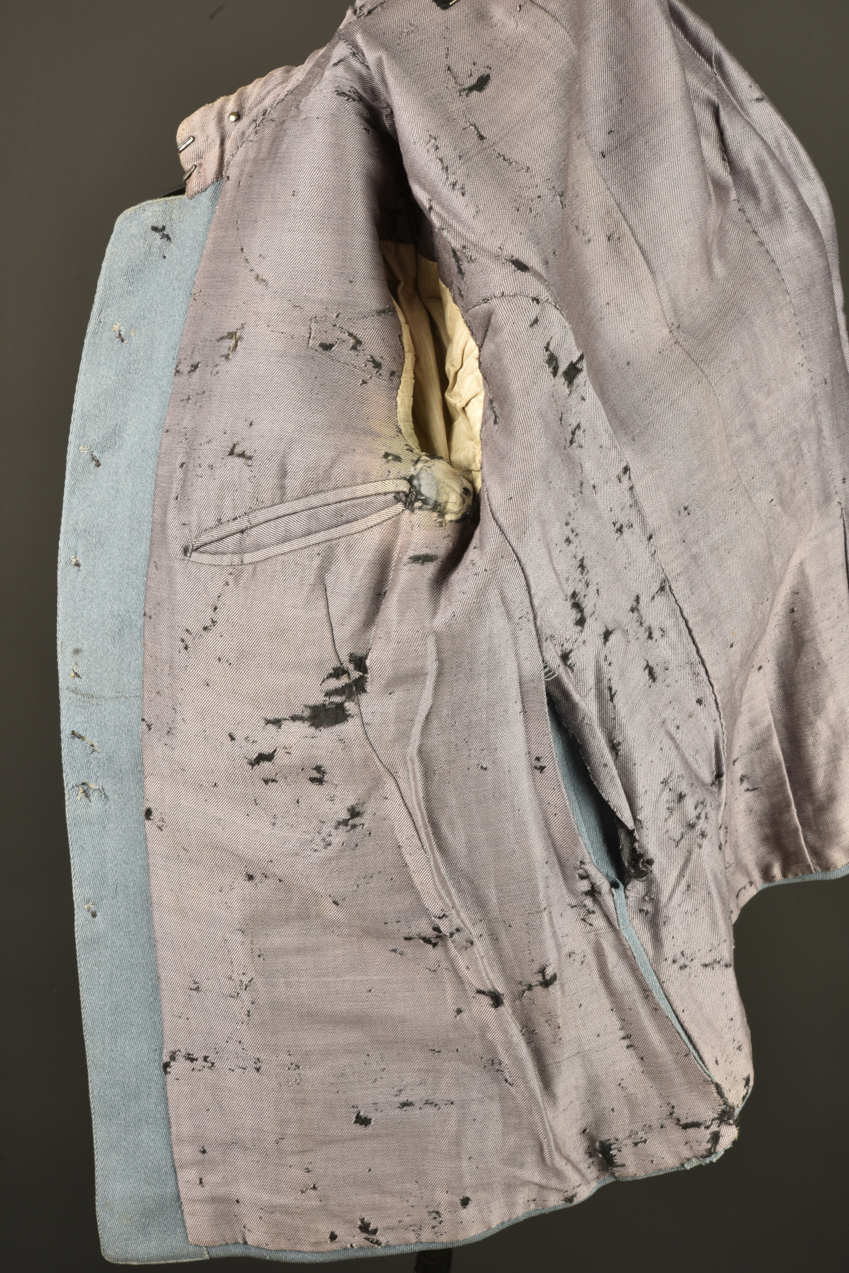 Tunique bleu horizon d'un officier du Train. Horizon blue tunic of a Train officer — photo 4