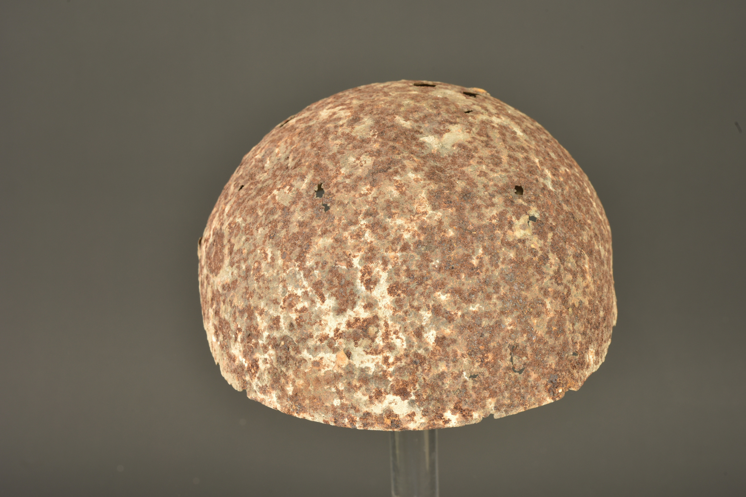 Cervelière française de protection provenance Notre Dame de Lorette. French protective skull cap recovered from Notre Dame de Lorette — photo 3