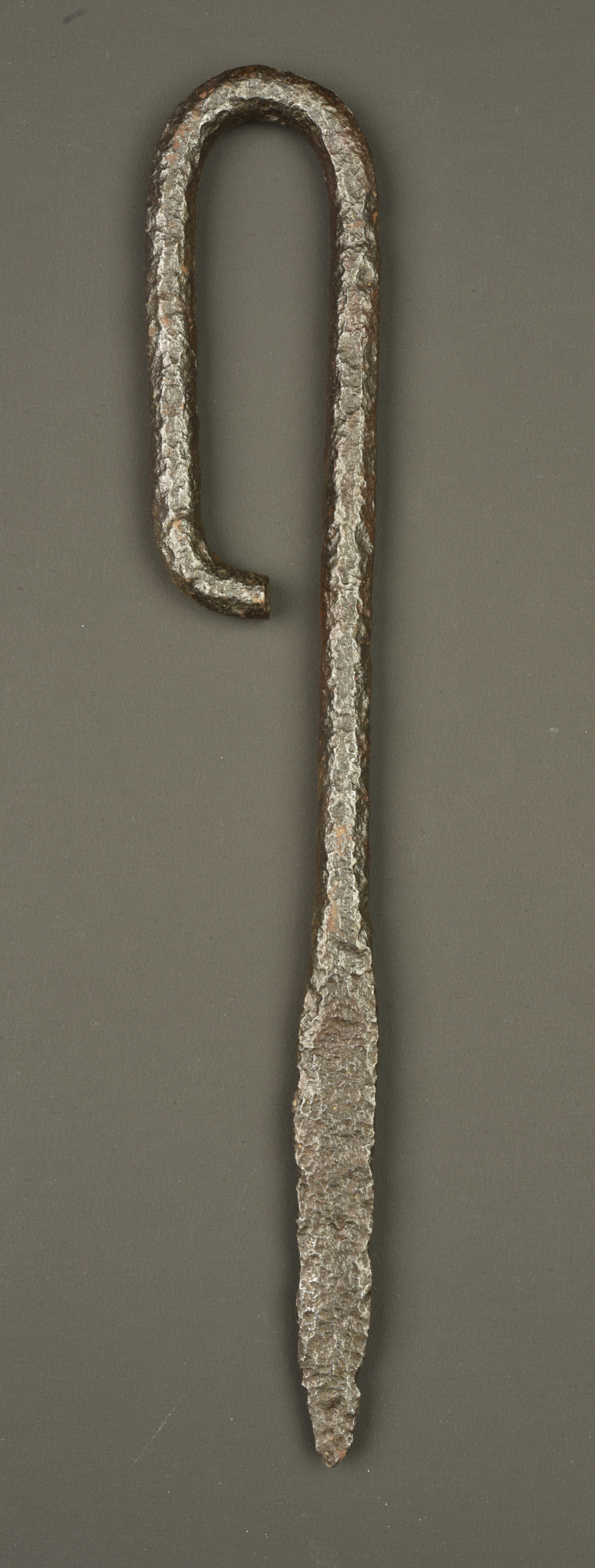 Poignard de combat français type clou retrouvé à Lorette. French spike type combat dagger recovered at Lorette — photo 2