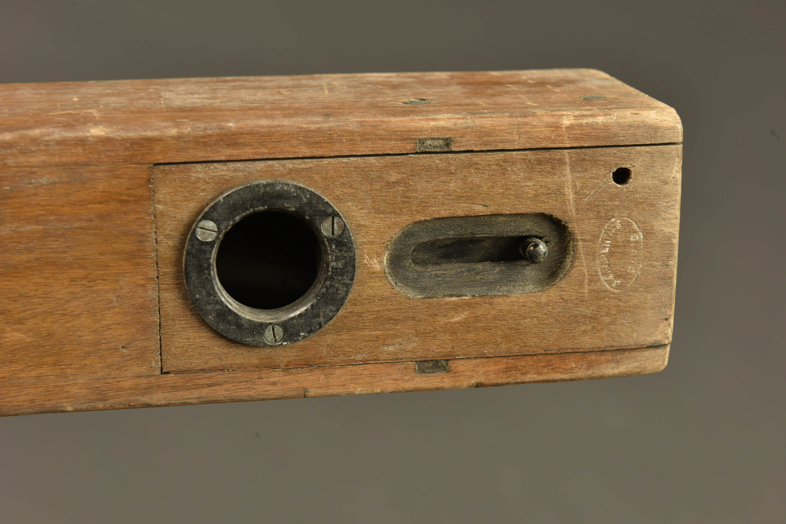 Périscope de tranchée français en bois vernis. French trench periscope in varnished wood — photo 3