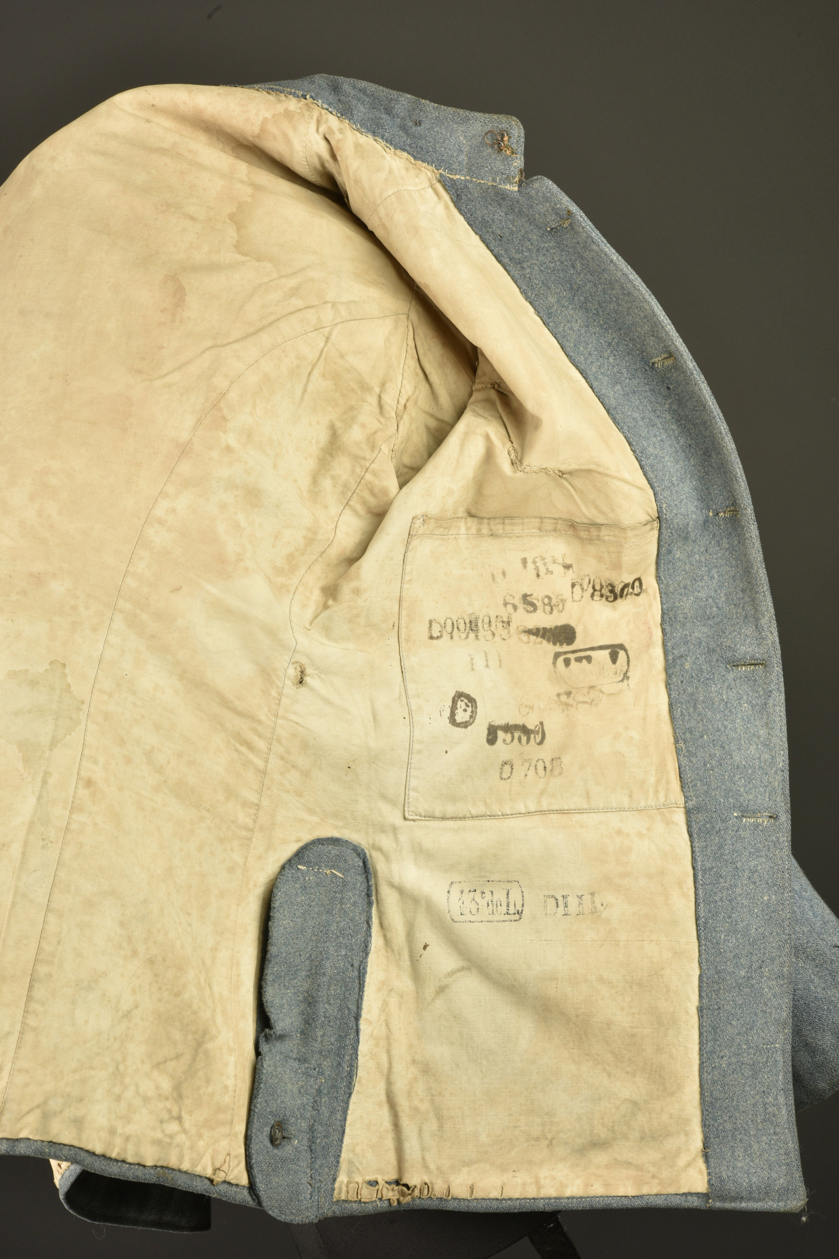 Vareuse bleu horizon modèle 1915 du 43e de Ligne. Model 1915 horizon blue tunic of the 43rd Line Infantry Regiment — photo 5