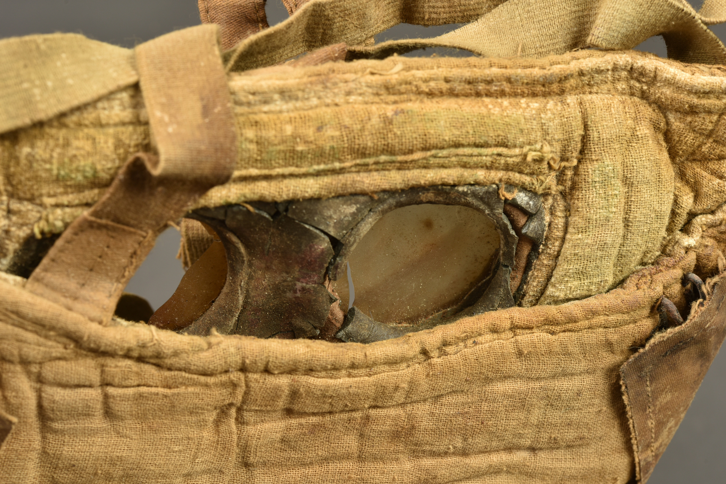 Masque anti gaz français type M2. French M2 anti gas mask — photo 3