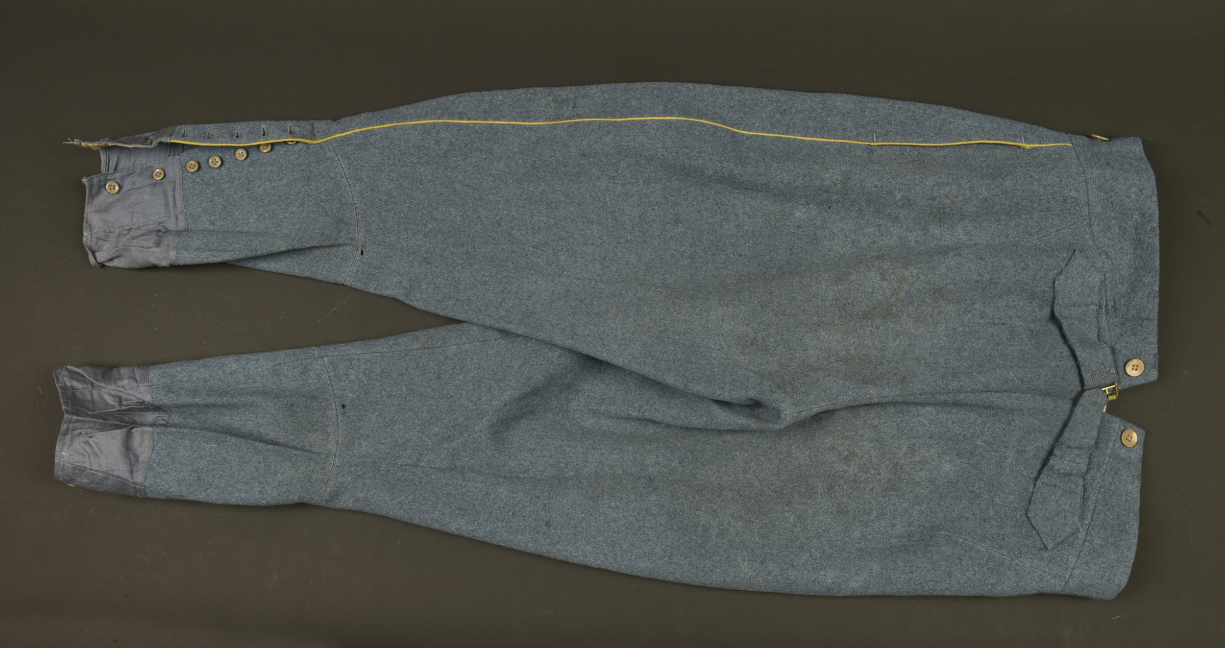 Culotte bleu horizon d'un officier d'infanterie. Horizon blue infantry officer’s breeches — photo 4