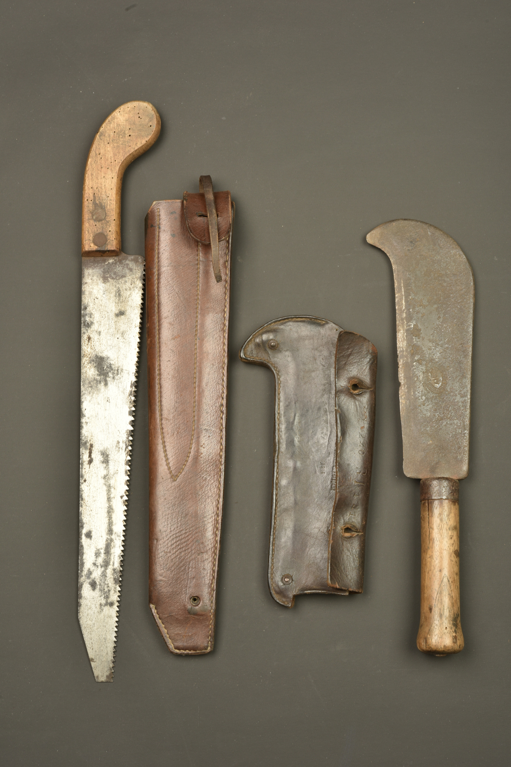 Scie et serpe françaises. French saw and billhook — photo 3
