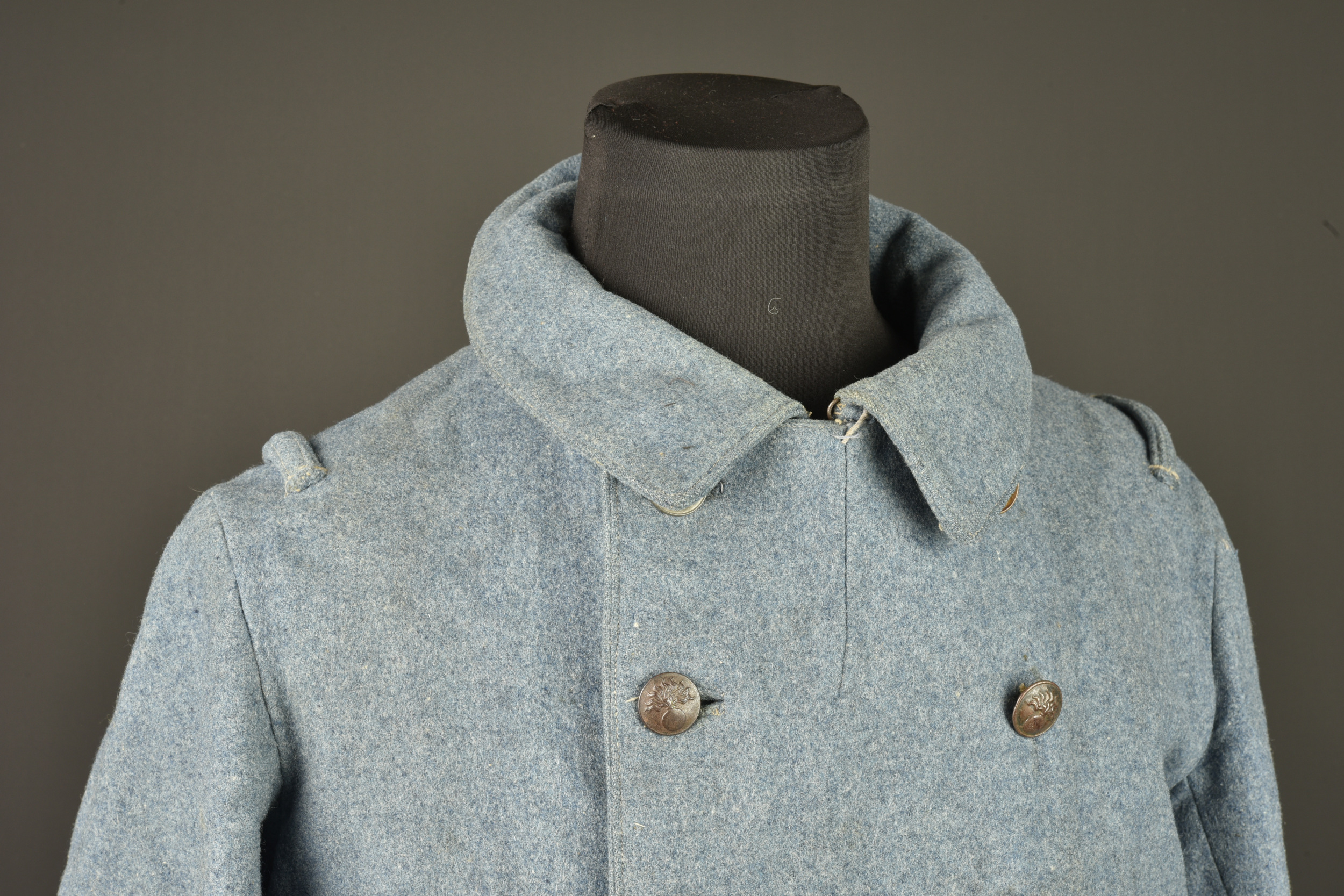 Capote française modèle 1915 bleu horizon. French Model 1915 horizon blue greatcoat — photo 7