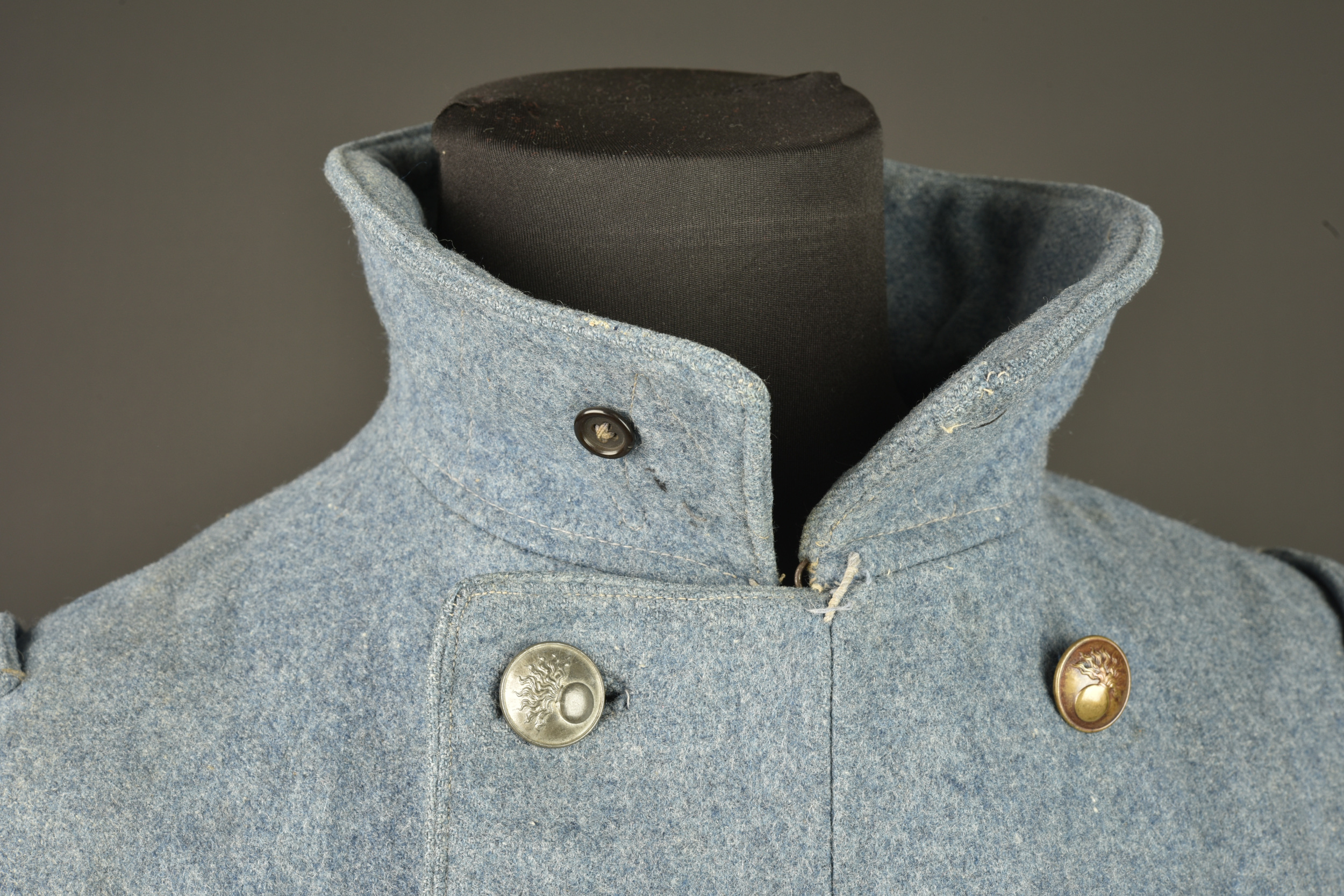 Capote française modèle 1915 bleu horizon. French Model 1915 horizon blue greatcoat — photo 8