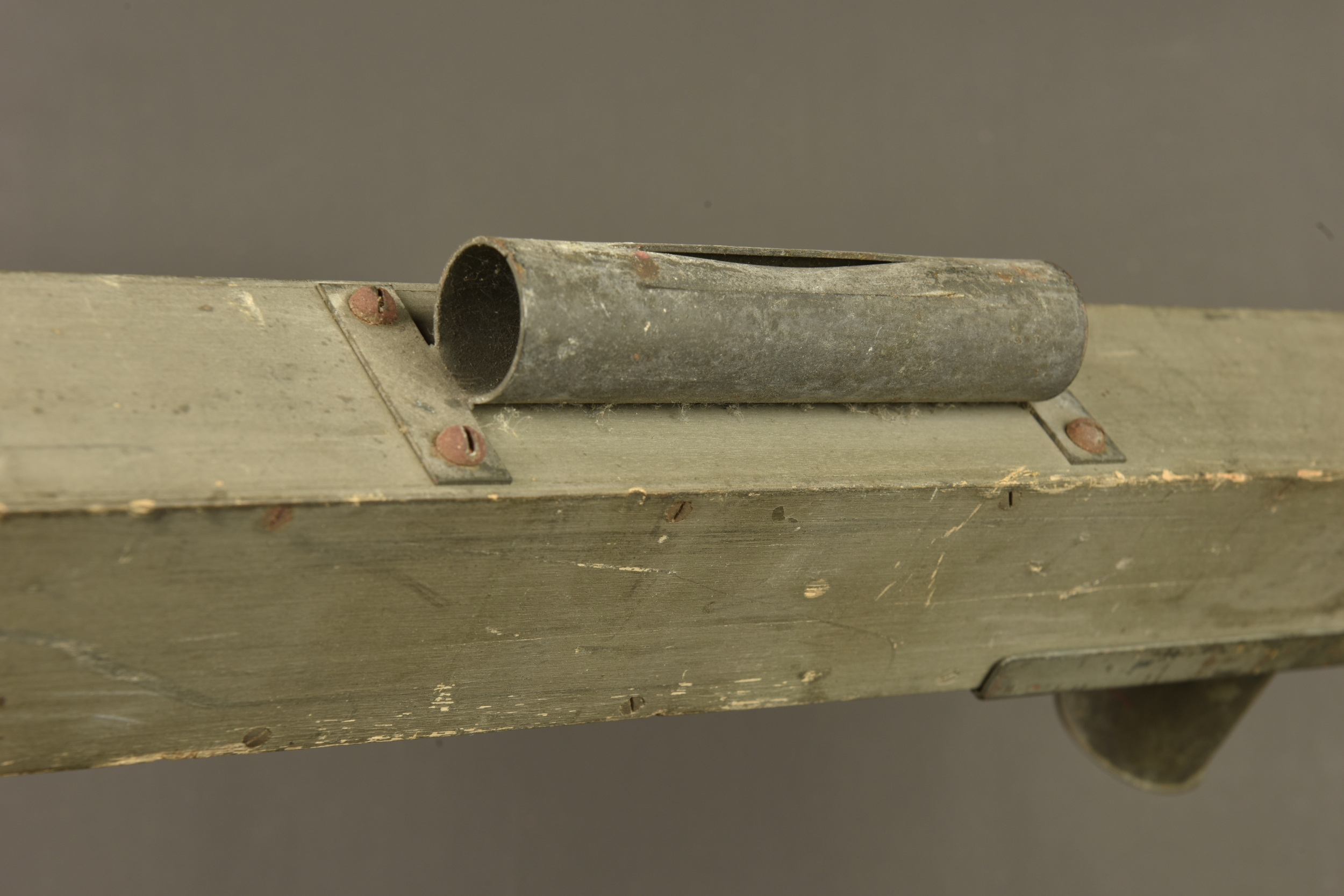 Périscope de tranchée français en bois peint. French trench periscope in painted wood — photo 2
