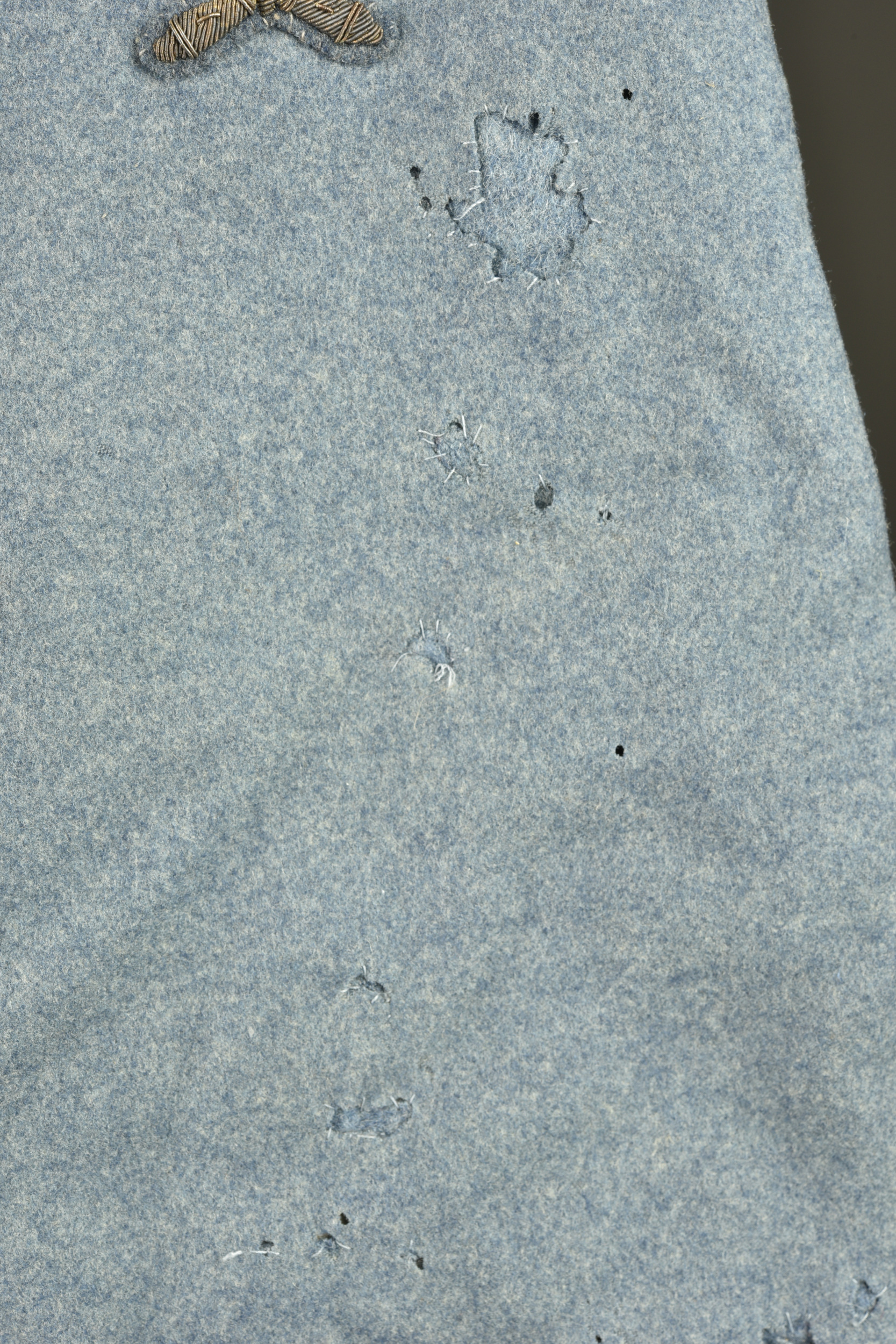 Tunique bleu horizon d'un lieutenant mitrailleur du 67e RI. Horizon blue tunic of a machine gun lieutenant of the 67th Infantry Regiment — photo 4