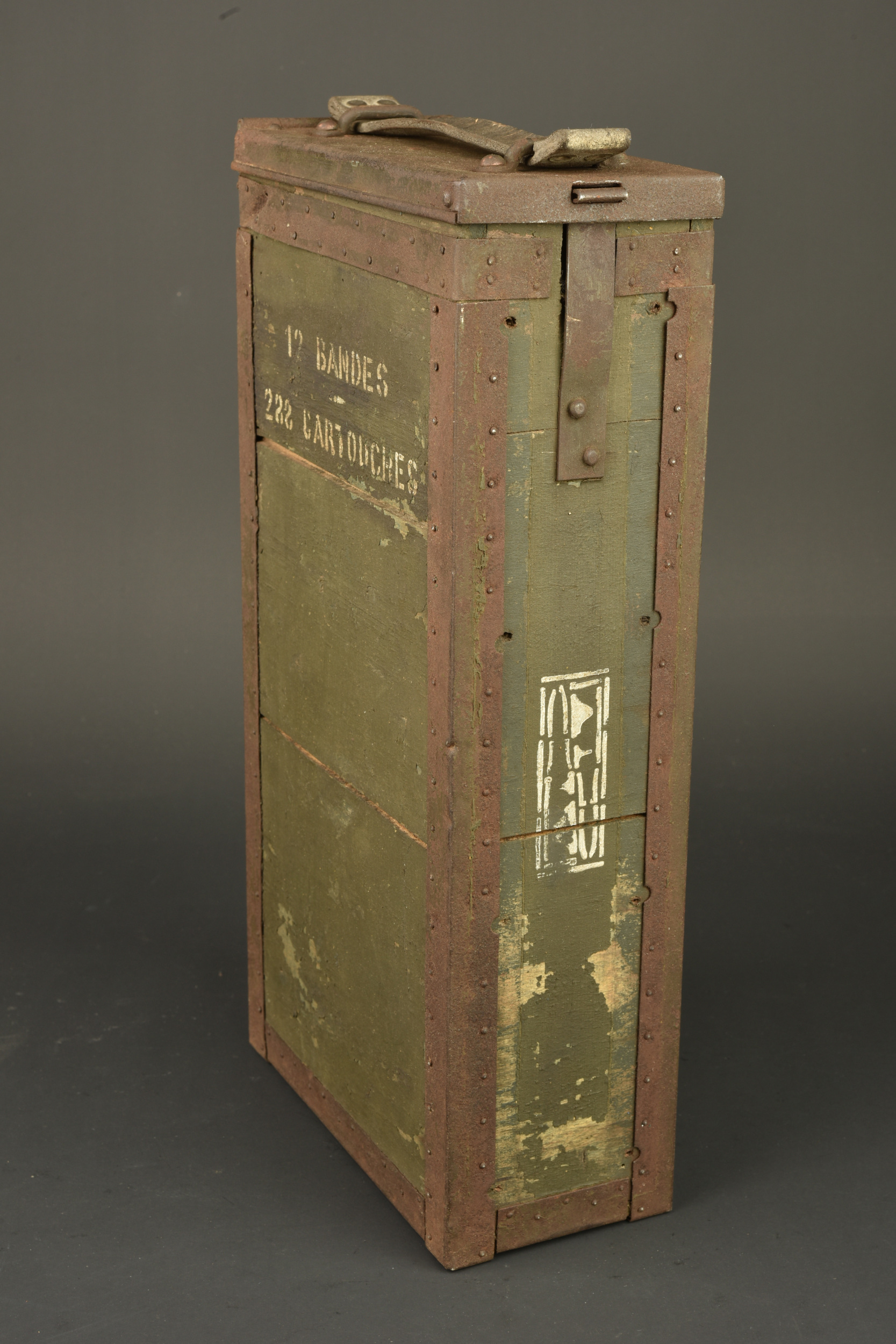Caisse pour bandes rigides de mitrailleuse Hotchkiss  française. French Hotchkiss machine gun rigid strip ammunition box — photo 5