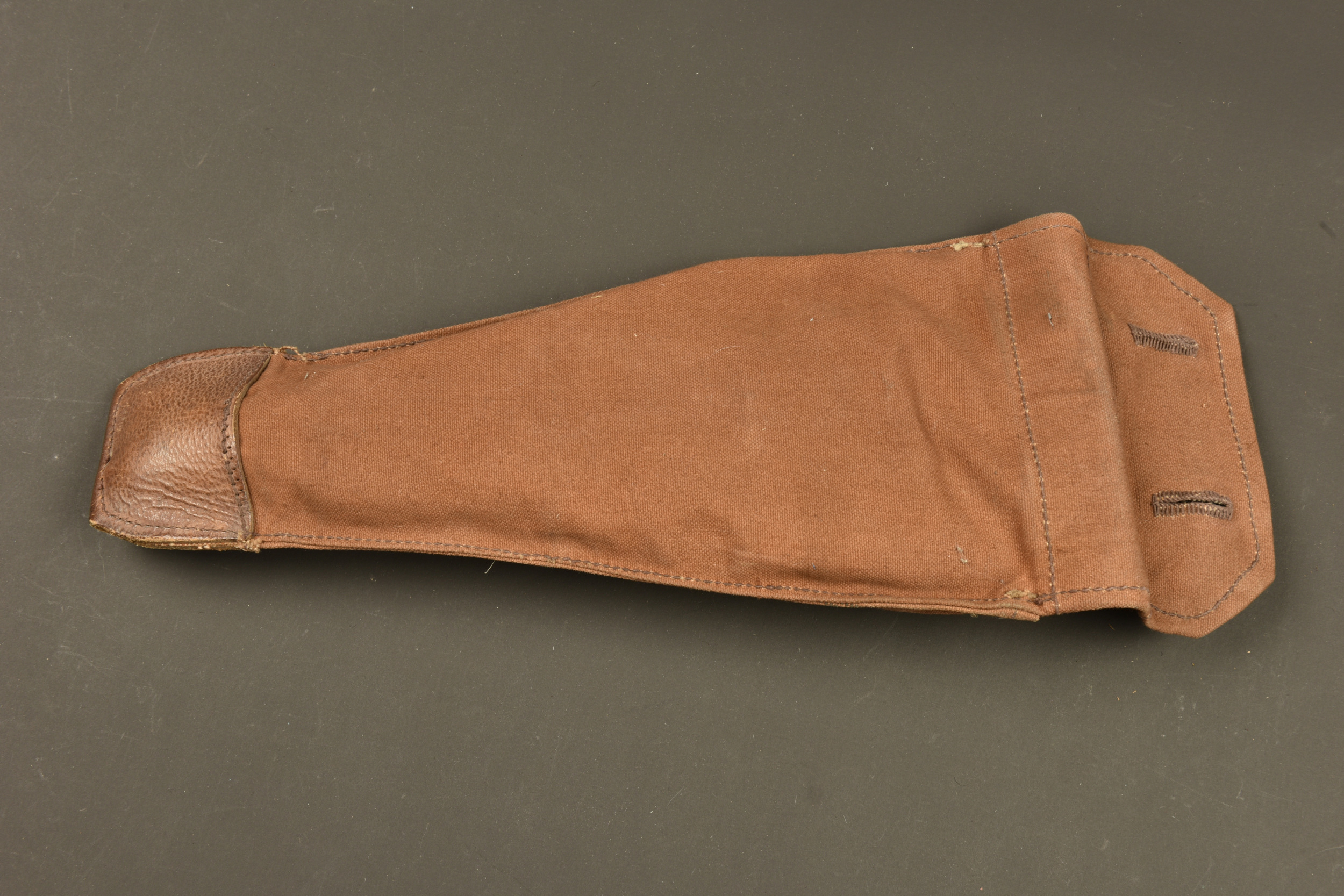 Outil Seurre dans sa housse cachou. Seurre tool in its khaki treated cover — photo 4