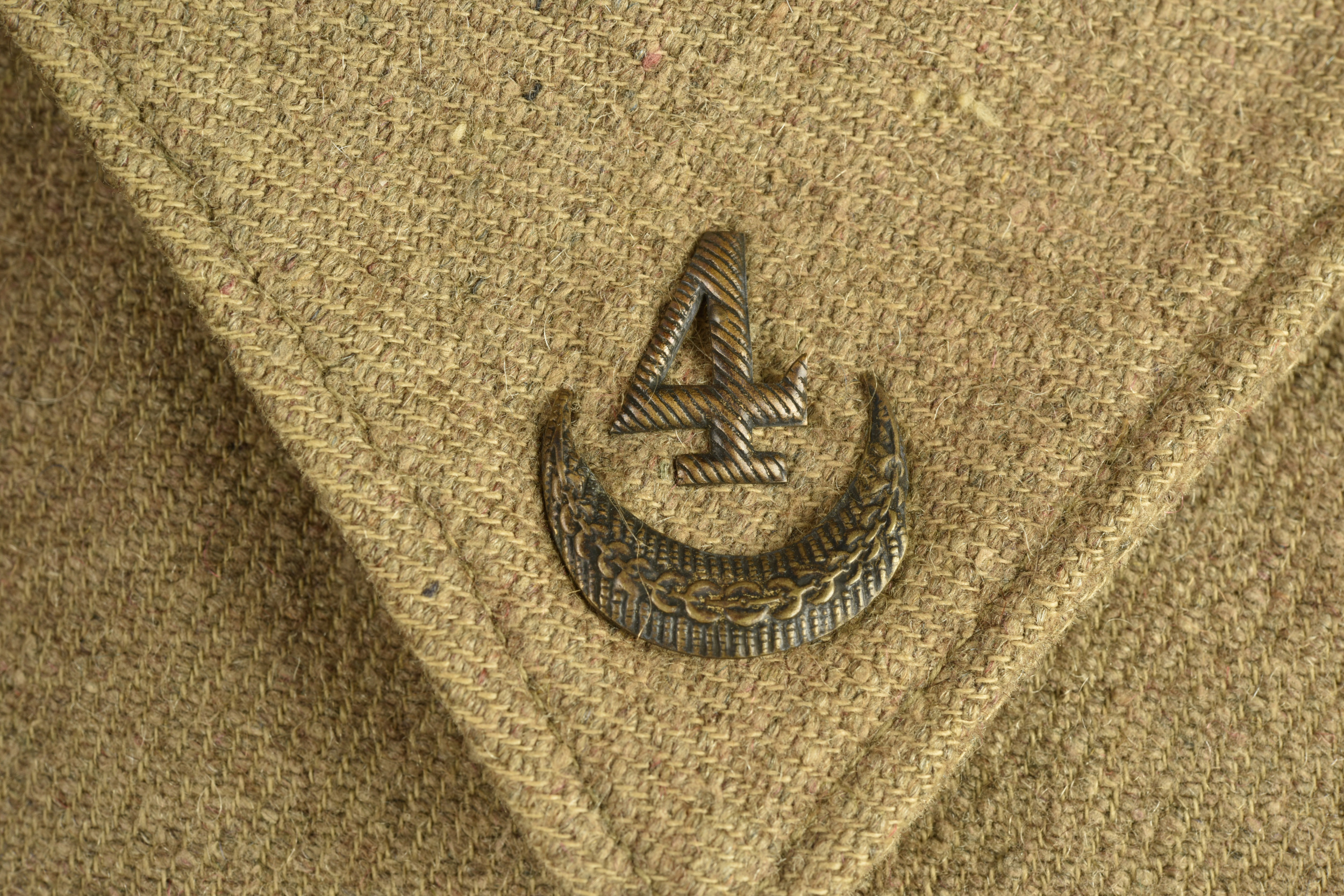 Vareuse kaki d'officier du 4e Zouaves. Khaki officer’s tunic of the 4th Zouaves Regiment — photo 5