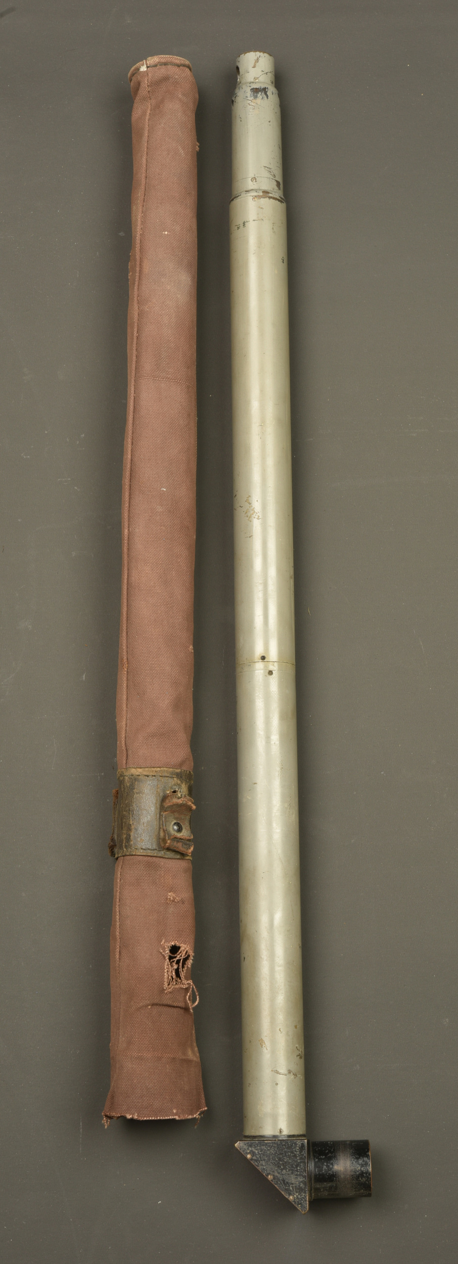 Périscope français SOM dans sa housse. French SOM periscope with carrier — photo 5