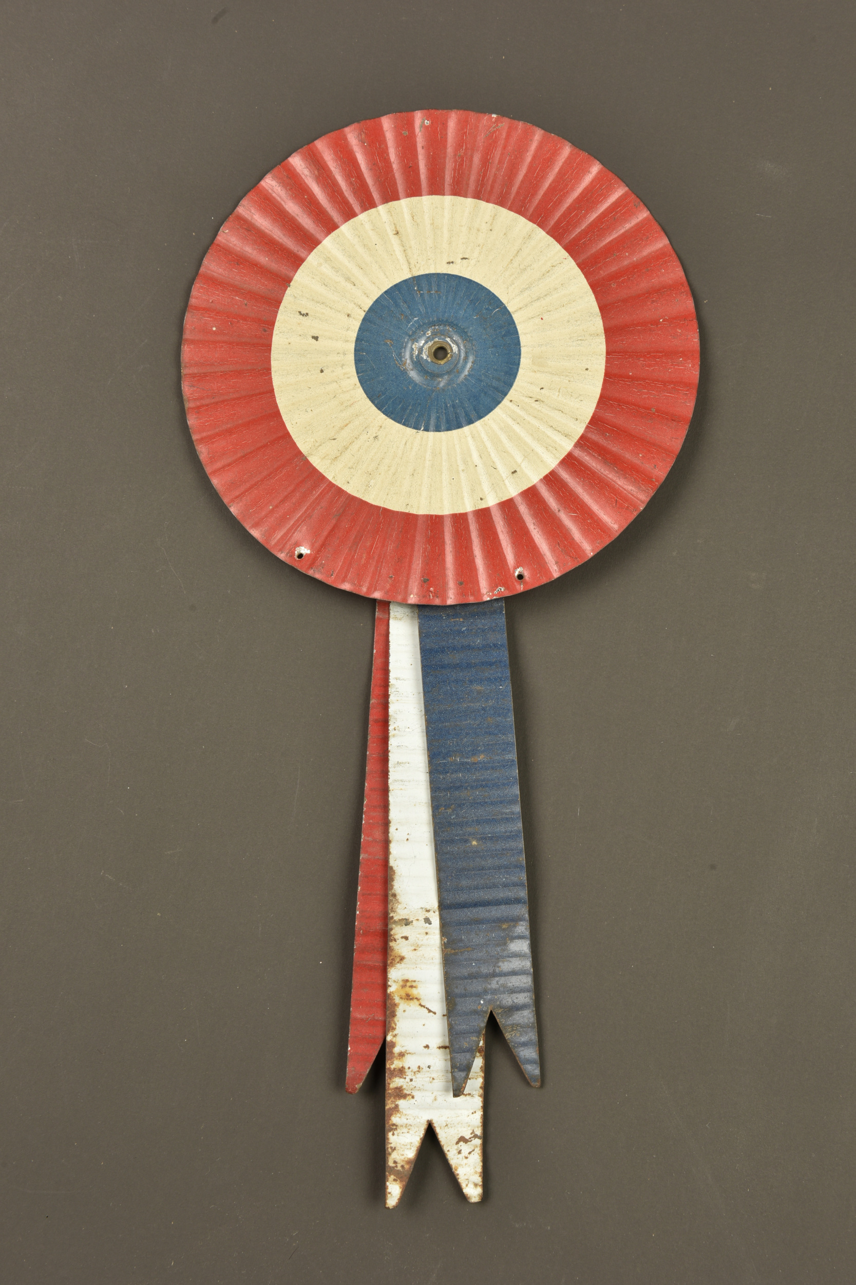 Cocarde tricolore de tombes provisoires. Tricolour cockade for provisional graves — photo 2