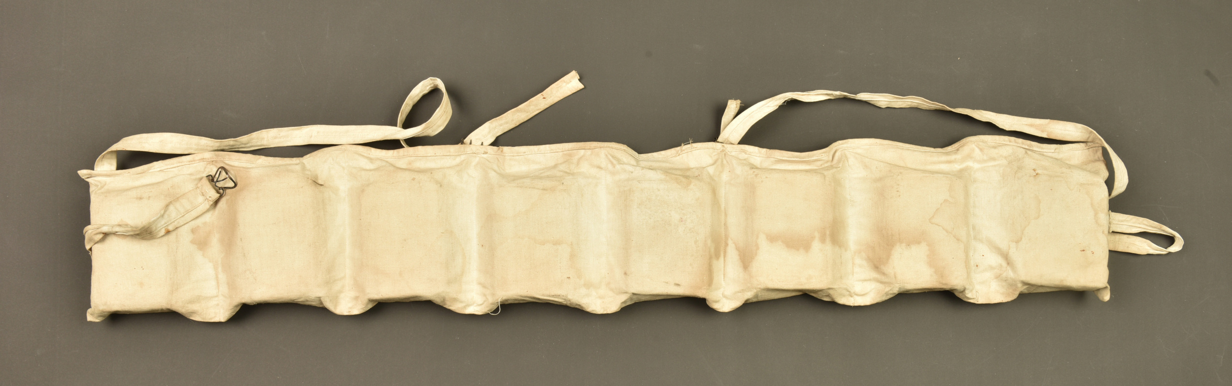 Bouée de l'aviso français Cassini de 1915. Life buoy from the French aviso Cassini dated 1915 — photo 2