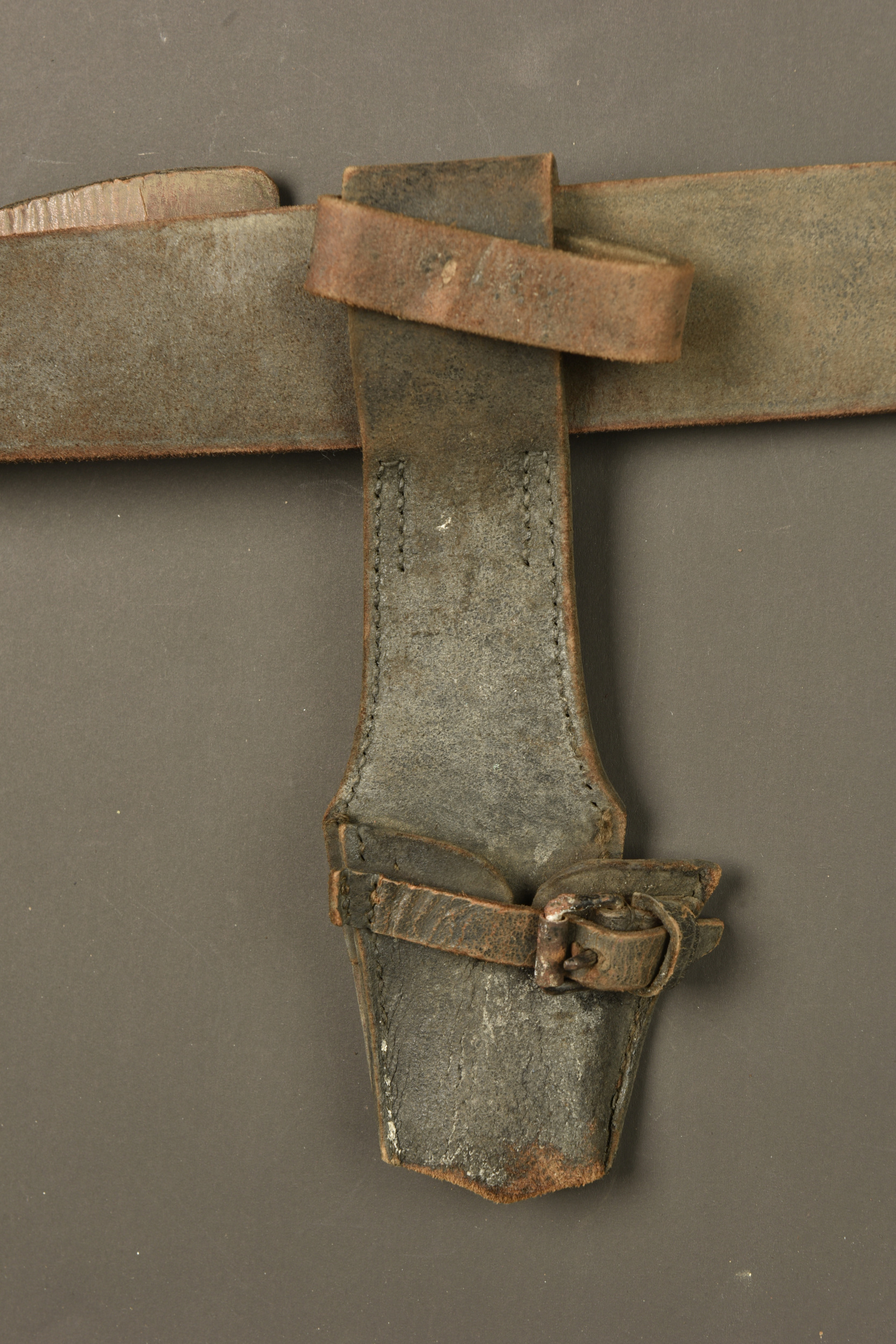 Ceinturon belge avec porte baïonnette. Belgian belt with bayonet frog — photo 6