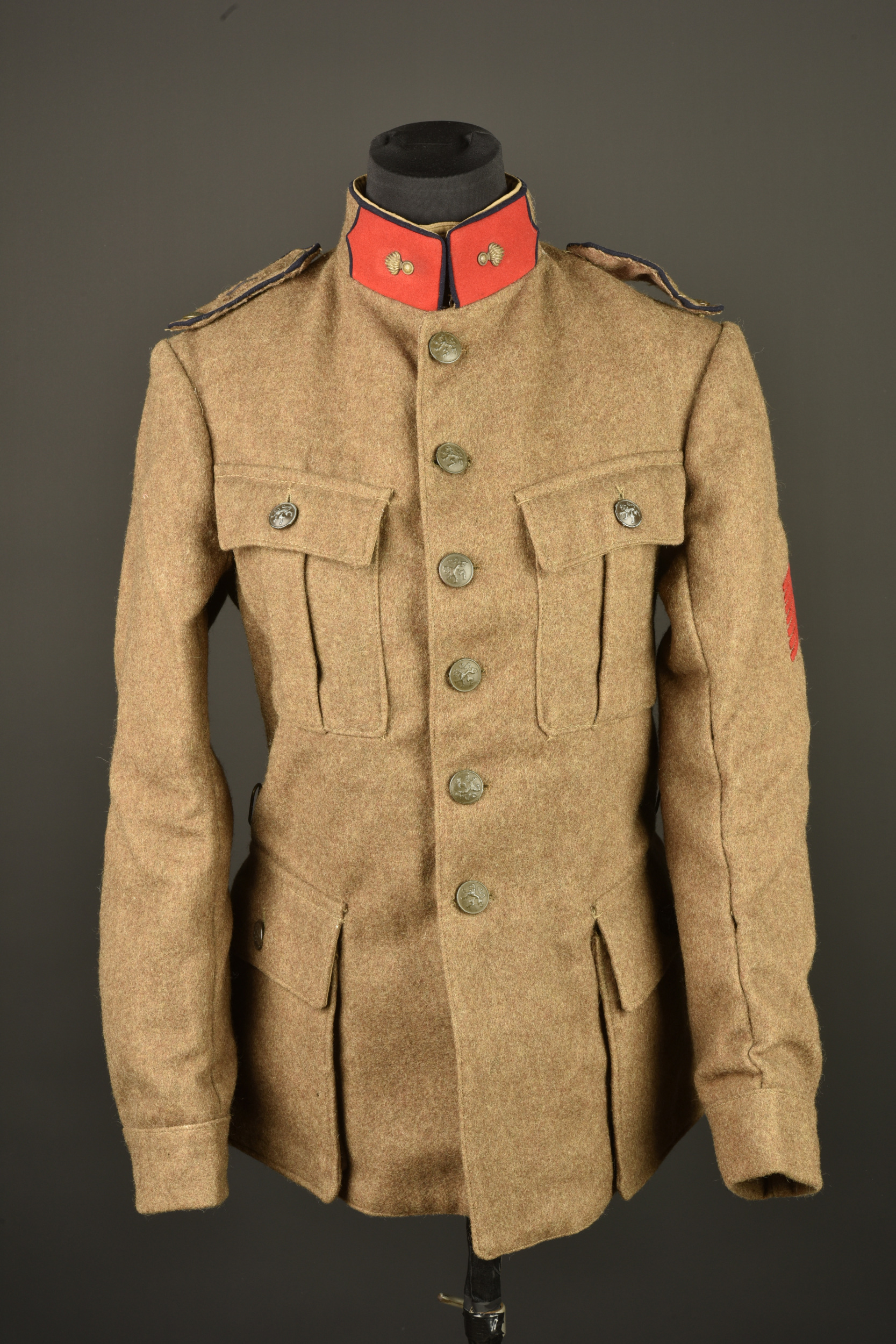Tunique kaki de grenadier Belge. Belgian Grenadier khaki tunic — photo 1