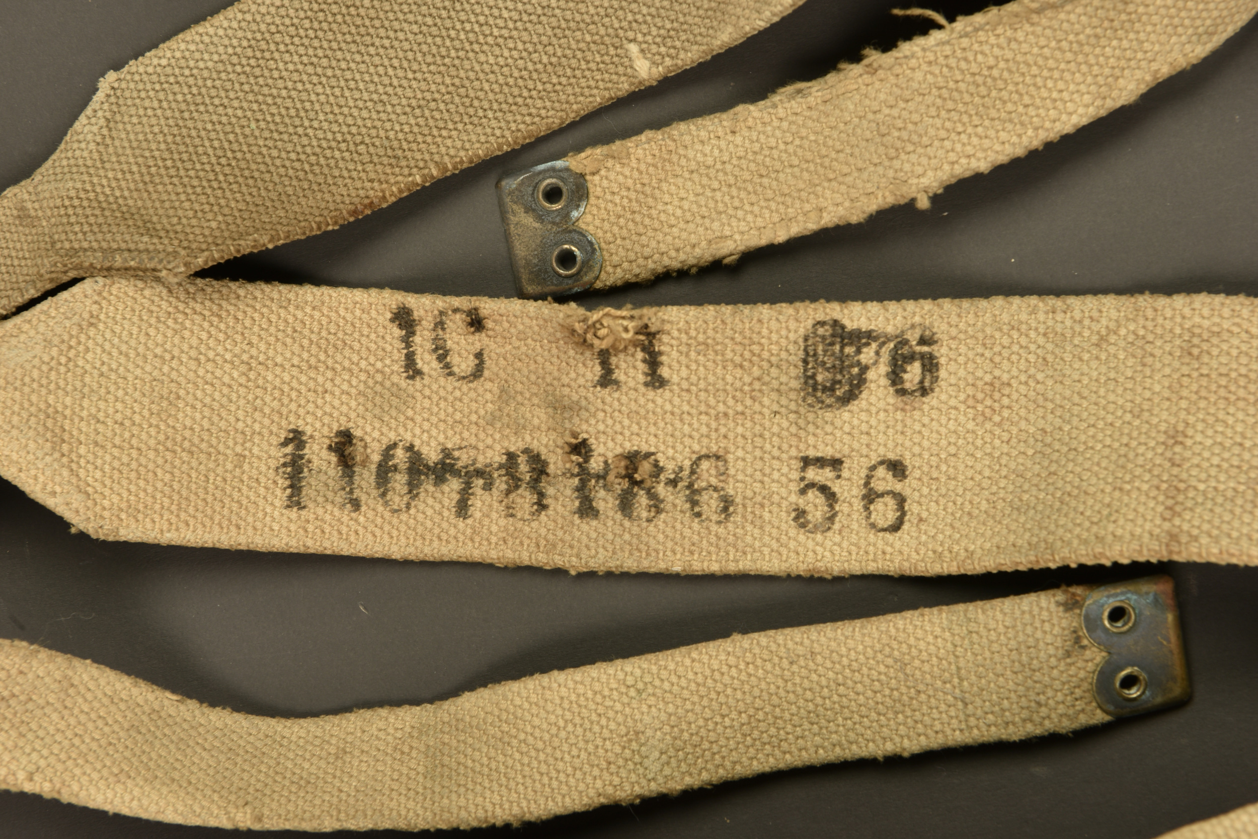 Equipements Mills belges havresac et bretelles. Belgian Mills equipment backpack and shoulder straps — photo 5