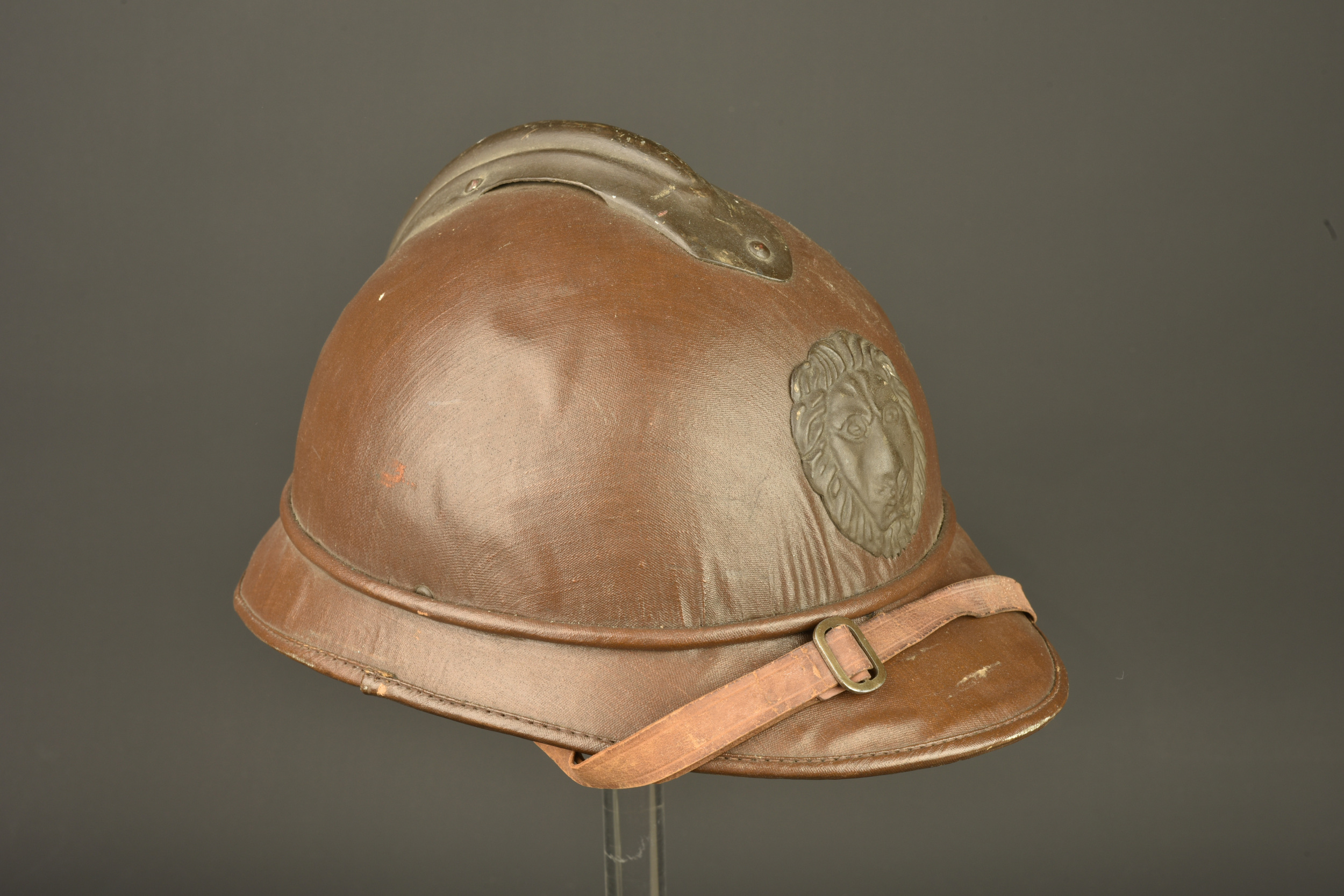 Casque belge en liège recouvert de toile moutarde. Belgian cork helmet covered in mustard canvas — photo 11