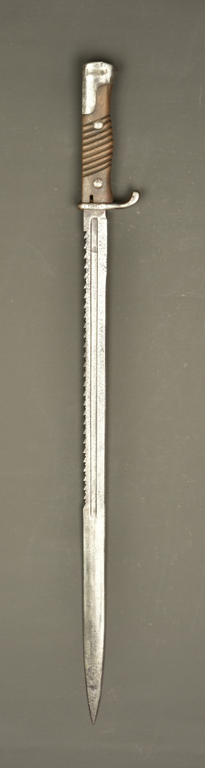 Baïonnette allemande S98 aA dents de scie de Garde Grenadier. German S98 aA sawback bayonet of the Guard Grenadiers — photo 1