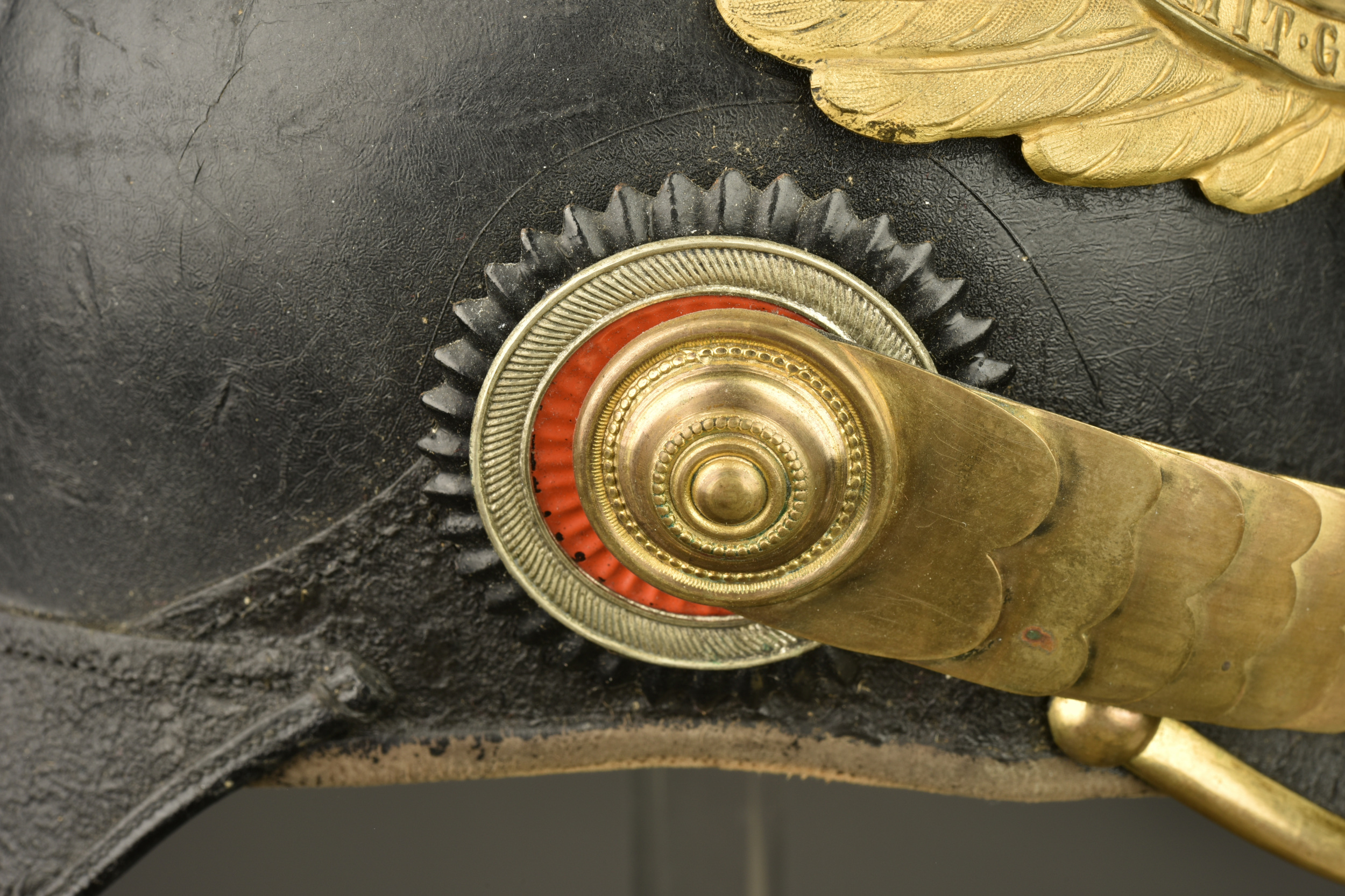 Casque à pointe d'un sous officier supérieur de la Garde. Pickelhaube of a senior NCO of the Guard — photo 13