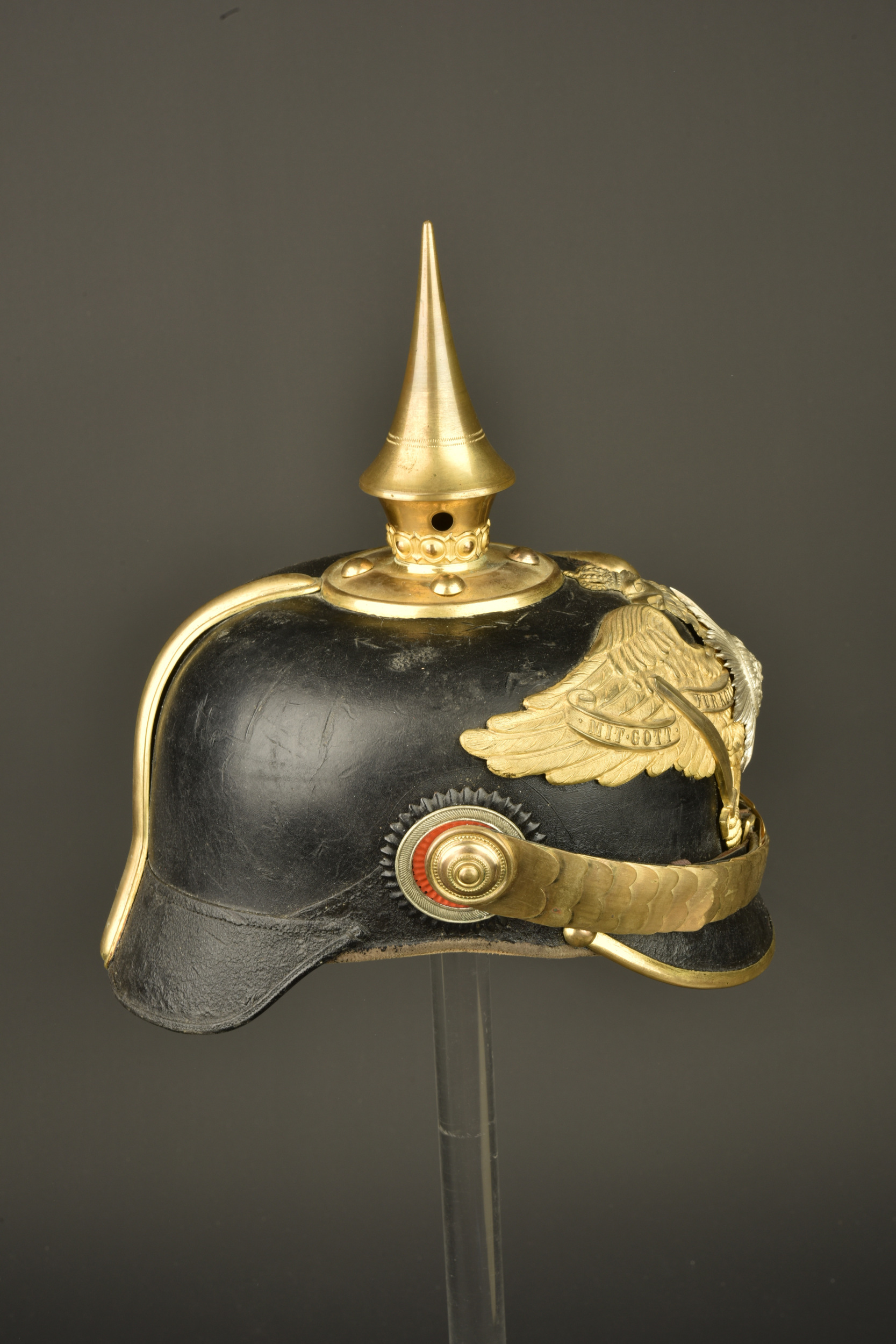 Casque à pointe d'un sous officier supérieur de la Garde. Pickelhaube of a senior NCO of the Guard — photo 14