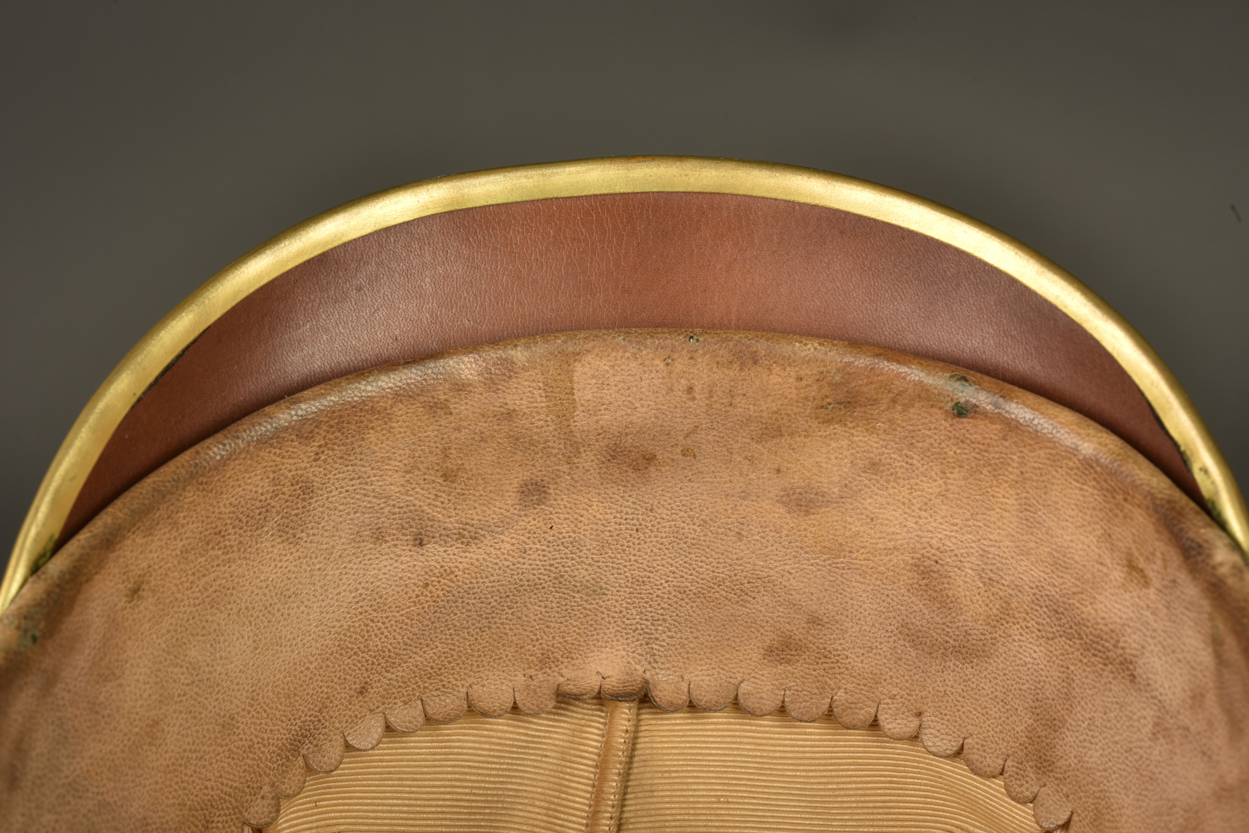 Casque à pointe d'un sous officier supérieur de la Garde. Pickelhaube of a senior NCO of the Guard — photo 4