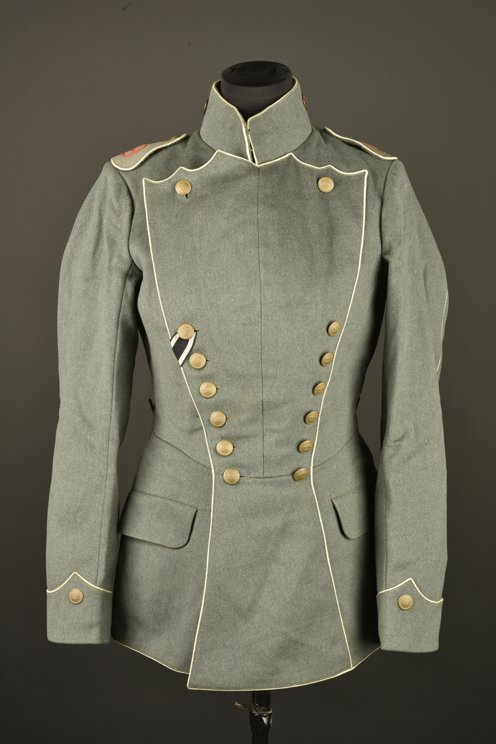 Tunique Ulanka feldgrau du 9e régiment de Uhlans. Feldgrau Ulanka tunic of the 9th Uhlan Regiment — photo 1