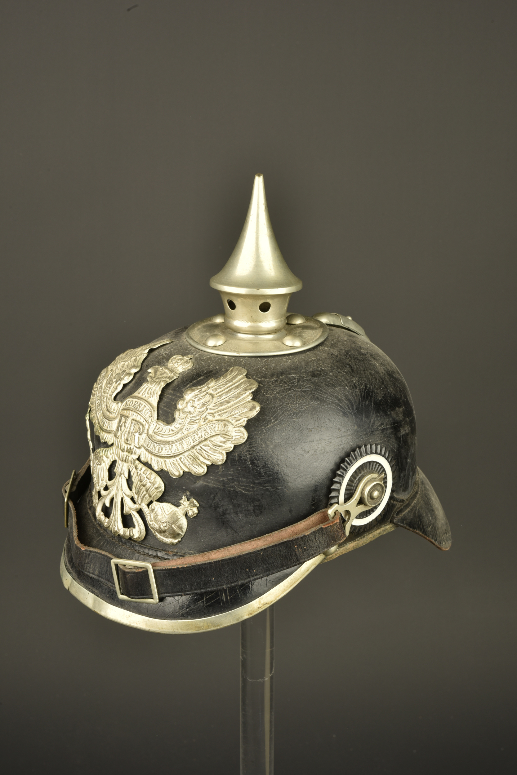 Casque à pointe troupe de Télégraphiste puis Pionnier. Enlisted pickelhaube of a Telegraphist later converted for Pioneer troops — photo 13