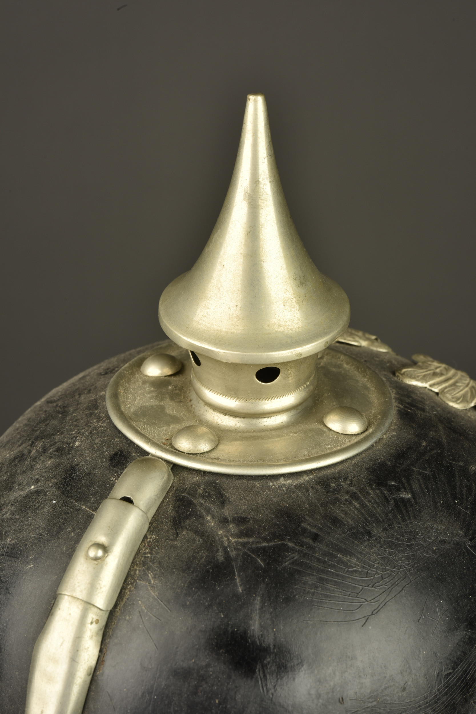 Casque à pointe troupe de Télégraphiste puis Pionnier. Enlisted pickelhaube of a Telegraphist later converted for Pioneer troops — photo 7