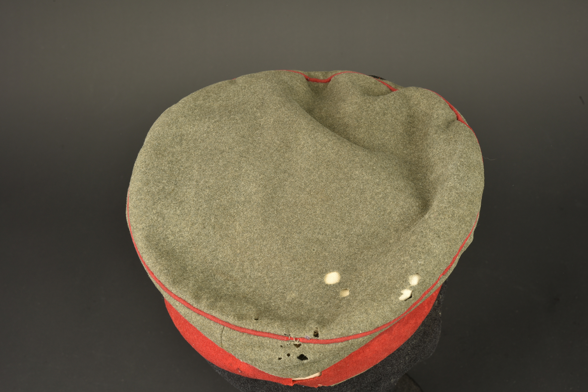 Mutze feldgrau d'un soldat hessois du JR118 avec sa photo. Feldgrau visor cap of a Hessian soldier from Infantry Regiment 118 with his photograph — photo 7