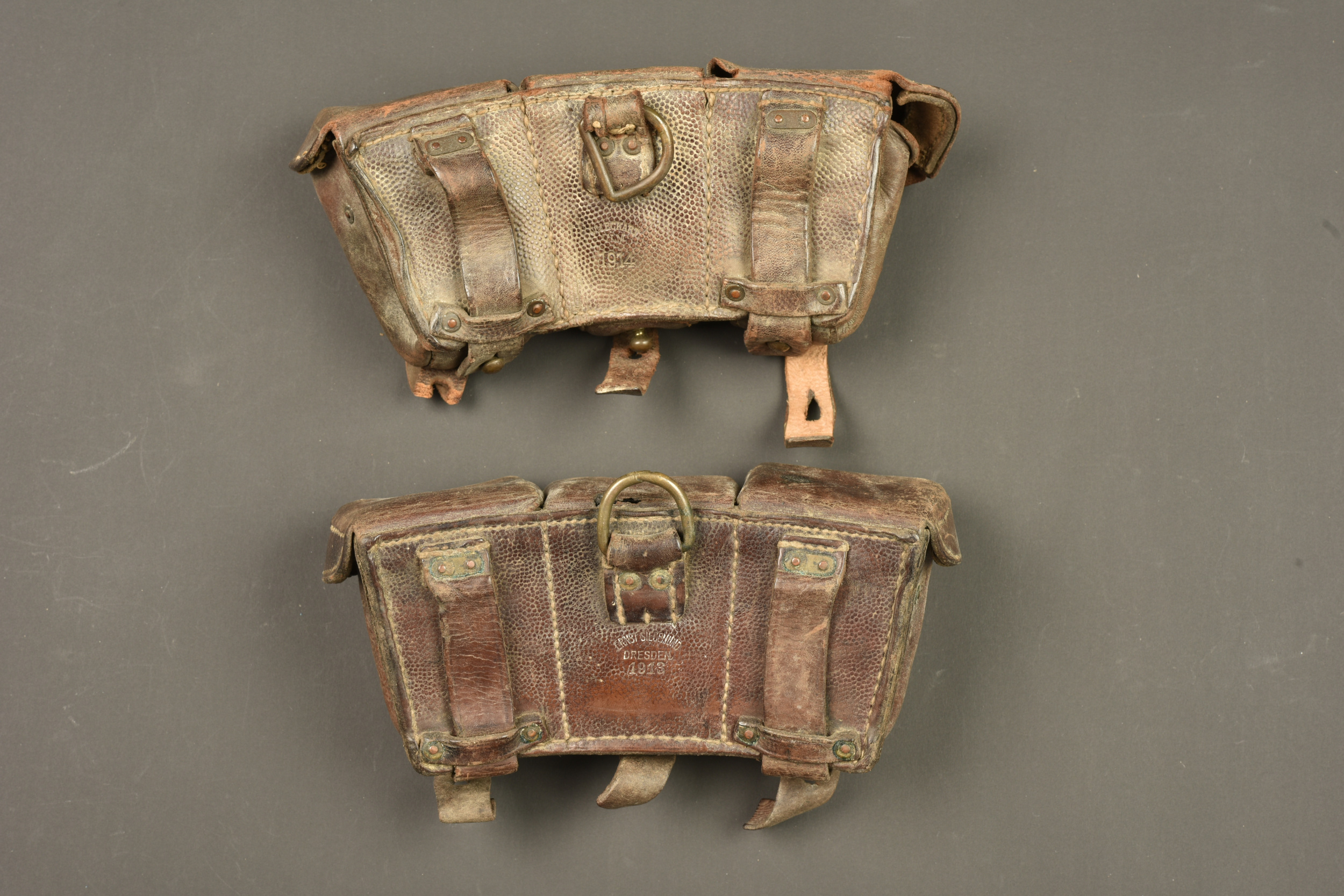 Lot de 2 cartouchières allemandes M1909. Lot of two German Model 1909 ammunition pouches — photo 6
