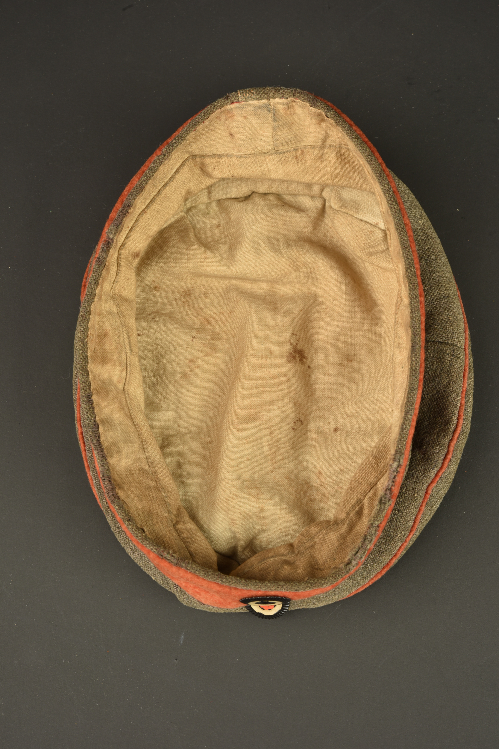 Mutze M1907 feldgrau d'infanterie prussienne. Model 1907 feldgrau visor cap of Prussian infantry — photo 2