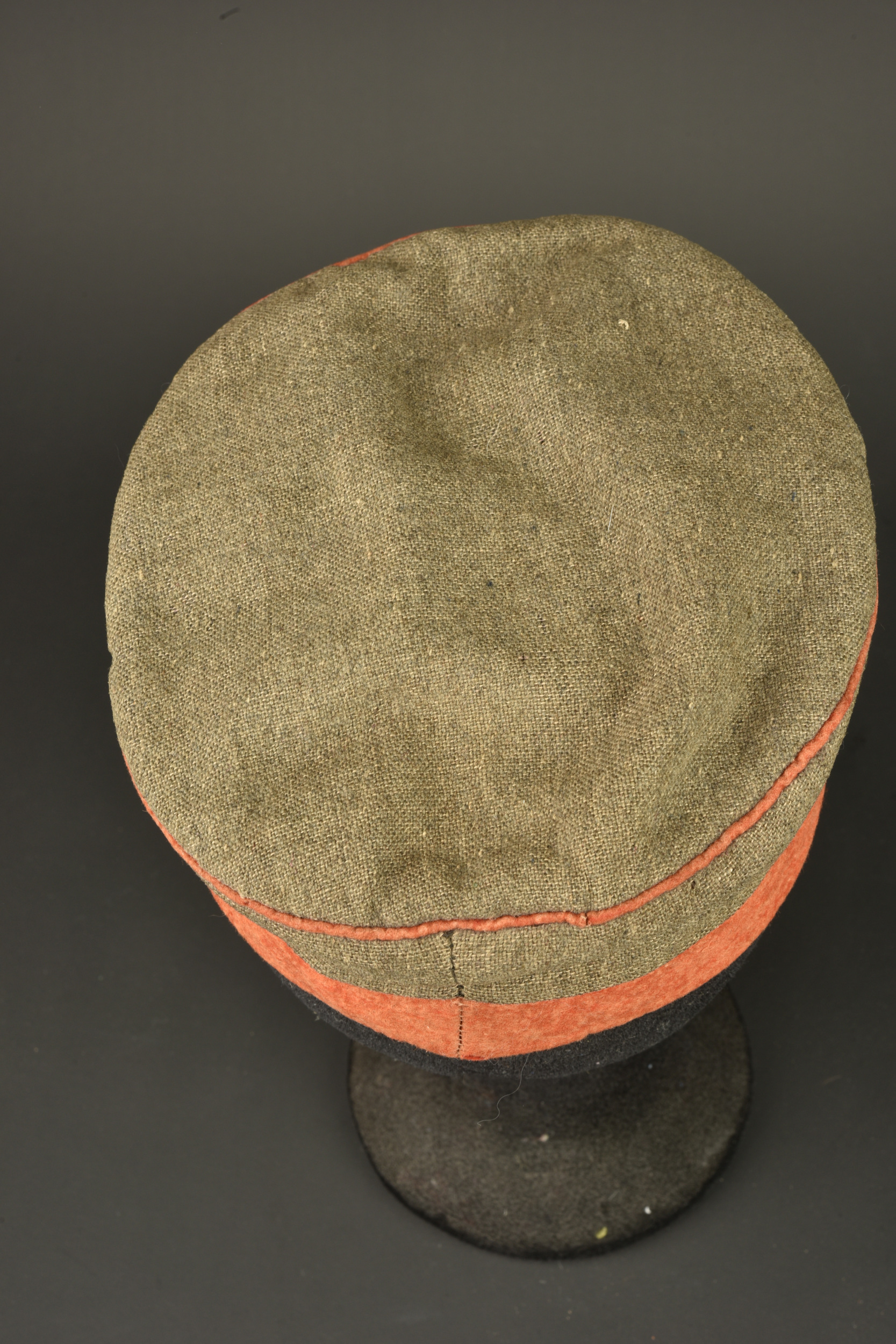 Mutze M1907 feldgrau d'infanterie prussienne. Model 1907 feldgrau visor cap of Prussian infantry — photo 4