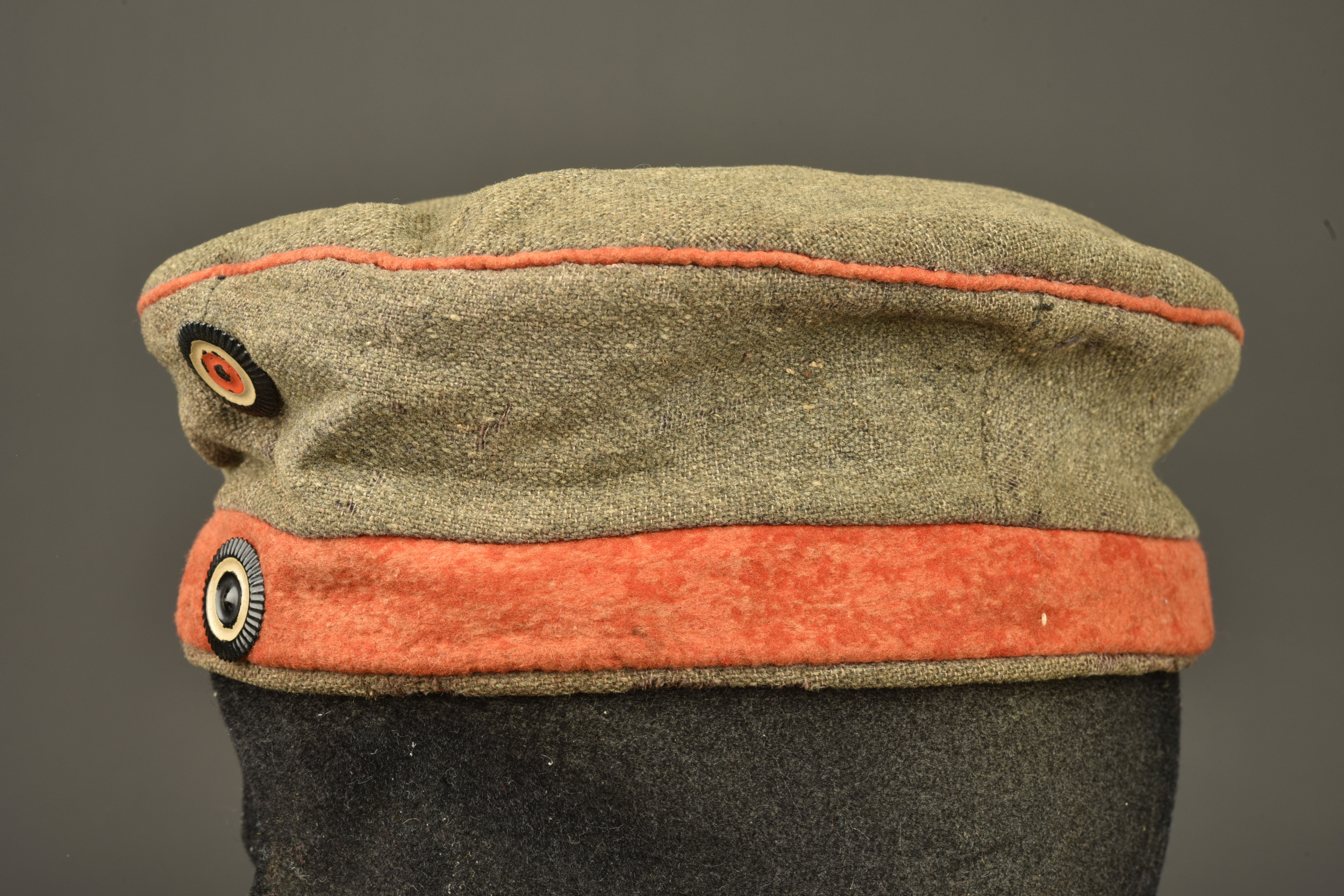 Mutze M1907 feldgrau d'infanterie prussienne. Model 1907 feldgrau visor cap of Prussian infantry — photo 6