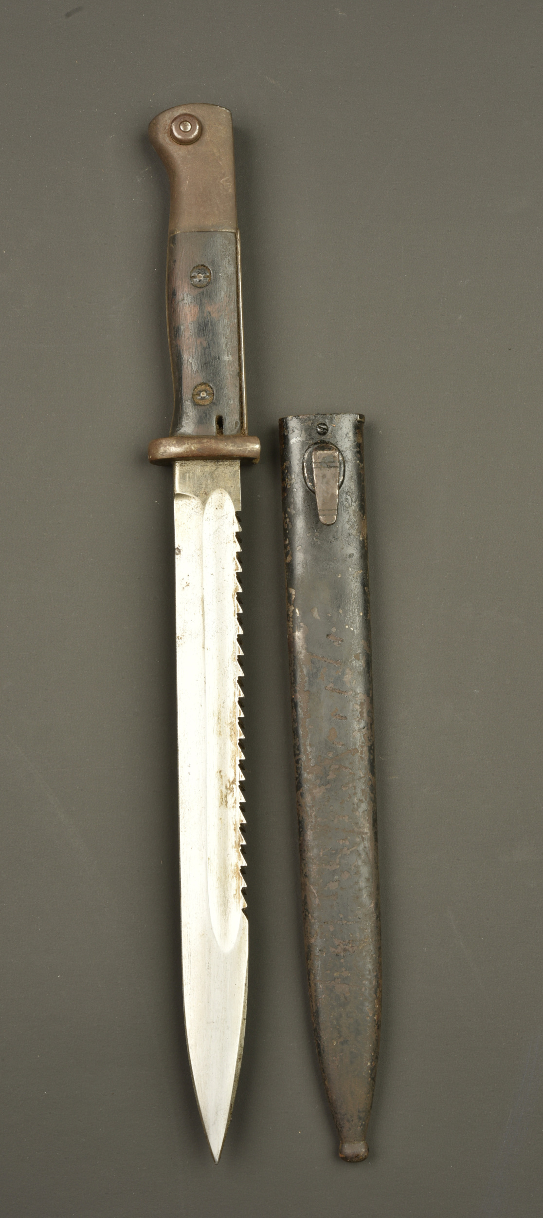 Baïonnette 84-98 dents de scie. German 84/98 sawback bayonet — photo 1