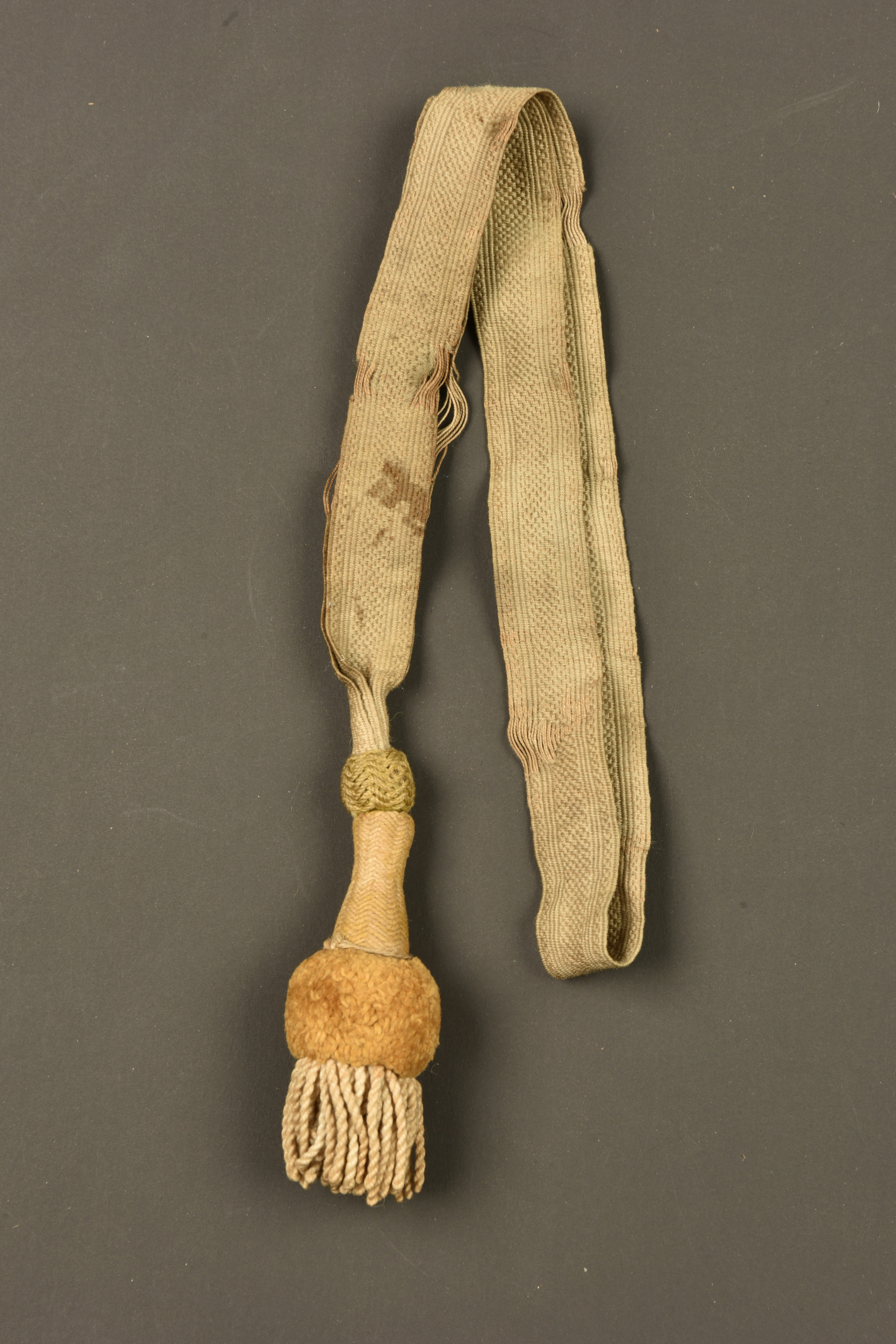 Dragonne pour 11e Compagnie troupes à pied. Sword knot for 11th Company infantry troops — photo 3