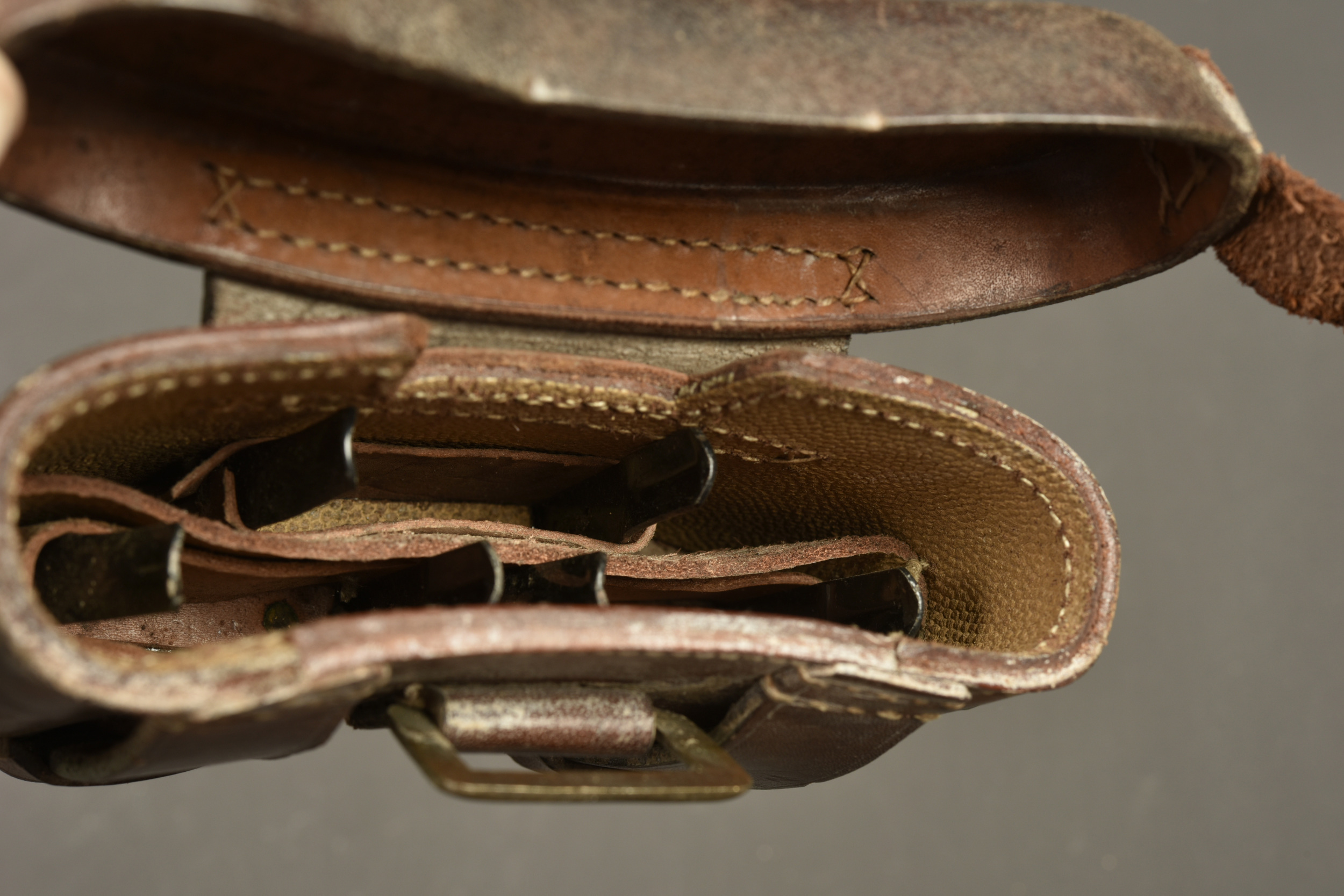 Lot de 2 cartouchière allemande 1887-88 pour troupes techniques. Lot of two German Model 1887 88 ammunition pouches for technical troops — photo 2