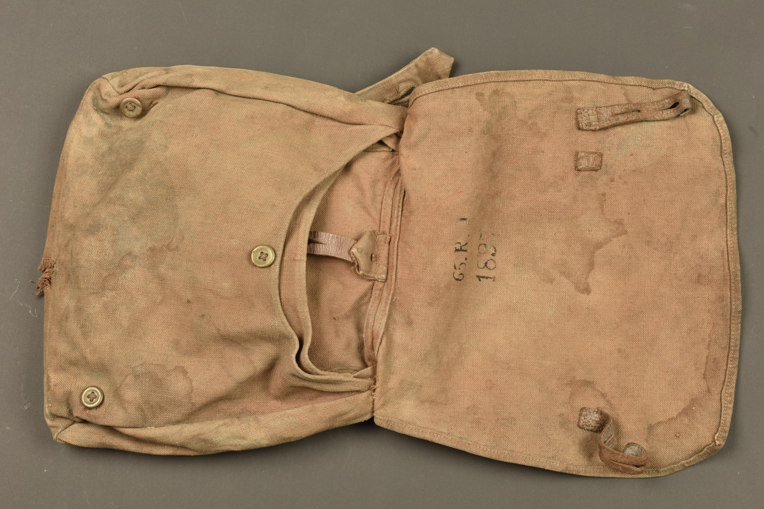 Equipement allemand sac à pain, bretelle et bidon. German equipment set including bread bag, sling and canteen — photo 5