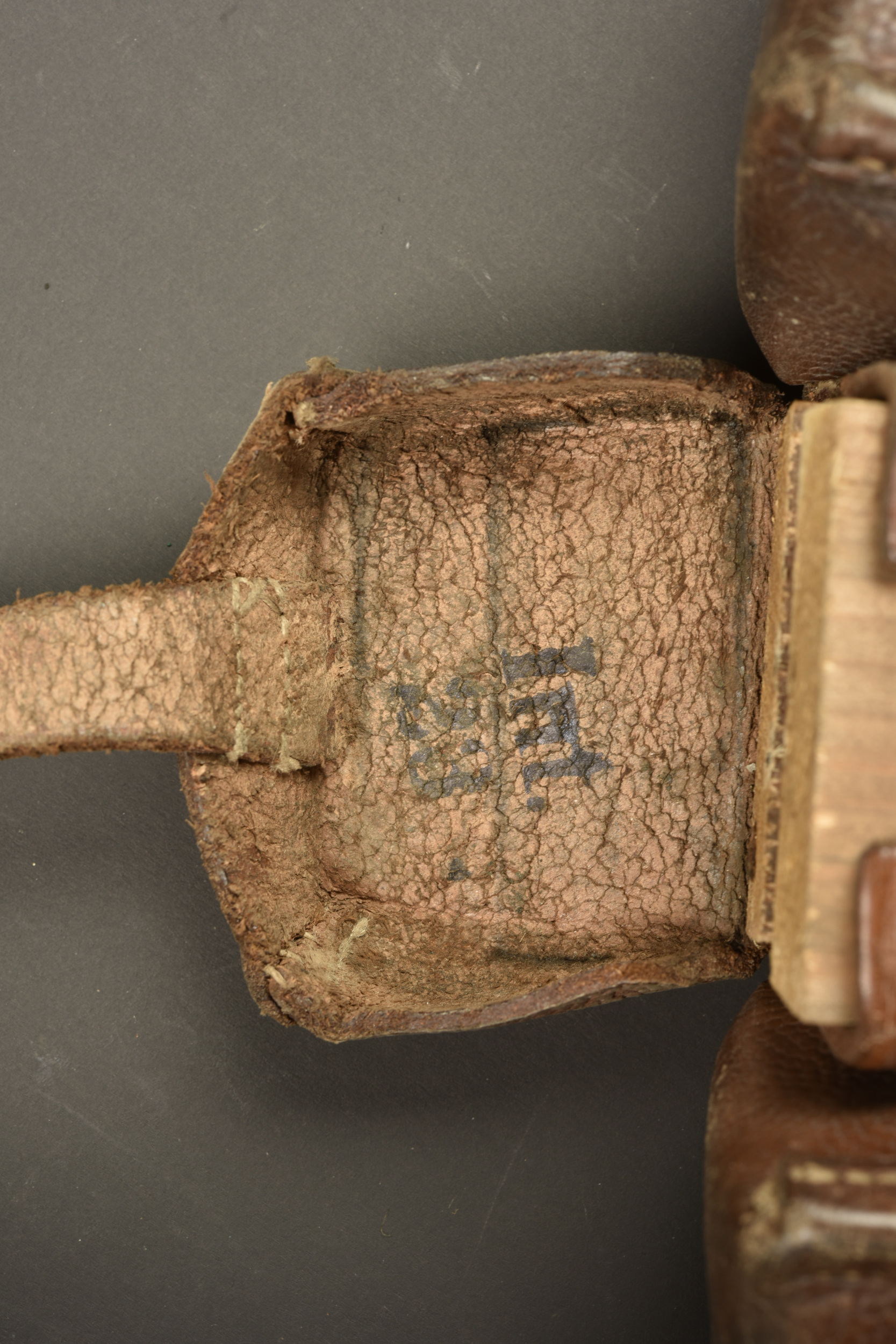 Lot de 2 cartouchières allemandes M1909. Lot of two German Model 1909 ammunition pouches — photo 5