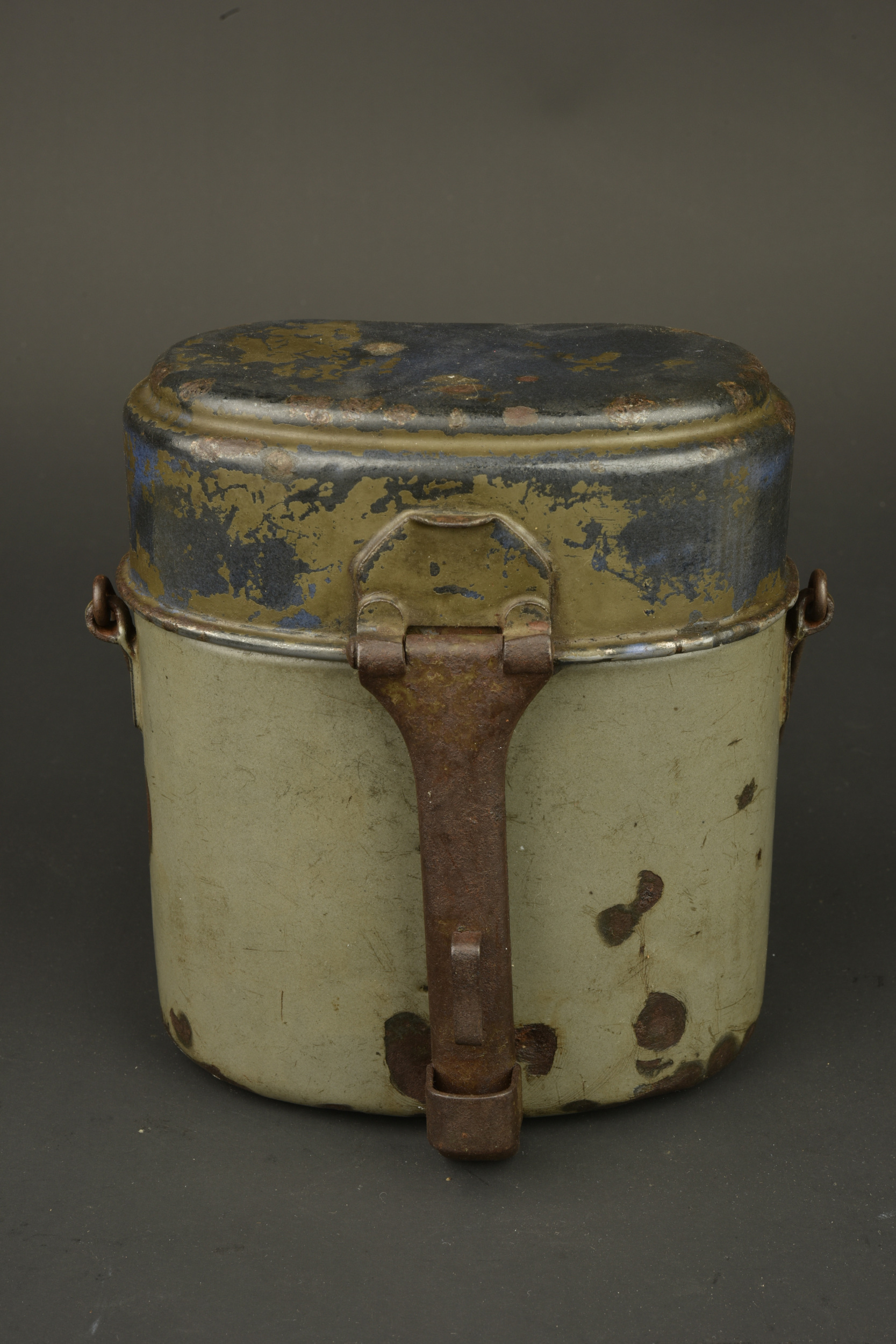 Gamelle, quart et couverts allemands. German mess tin, drinking cup and cutlery set — photo 3