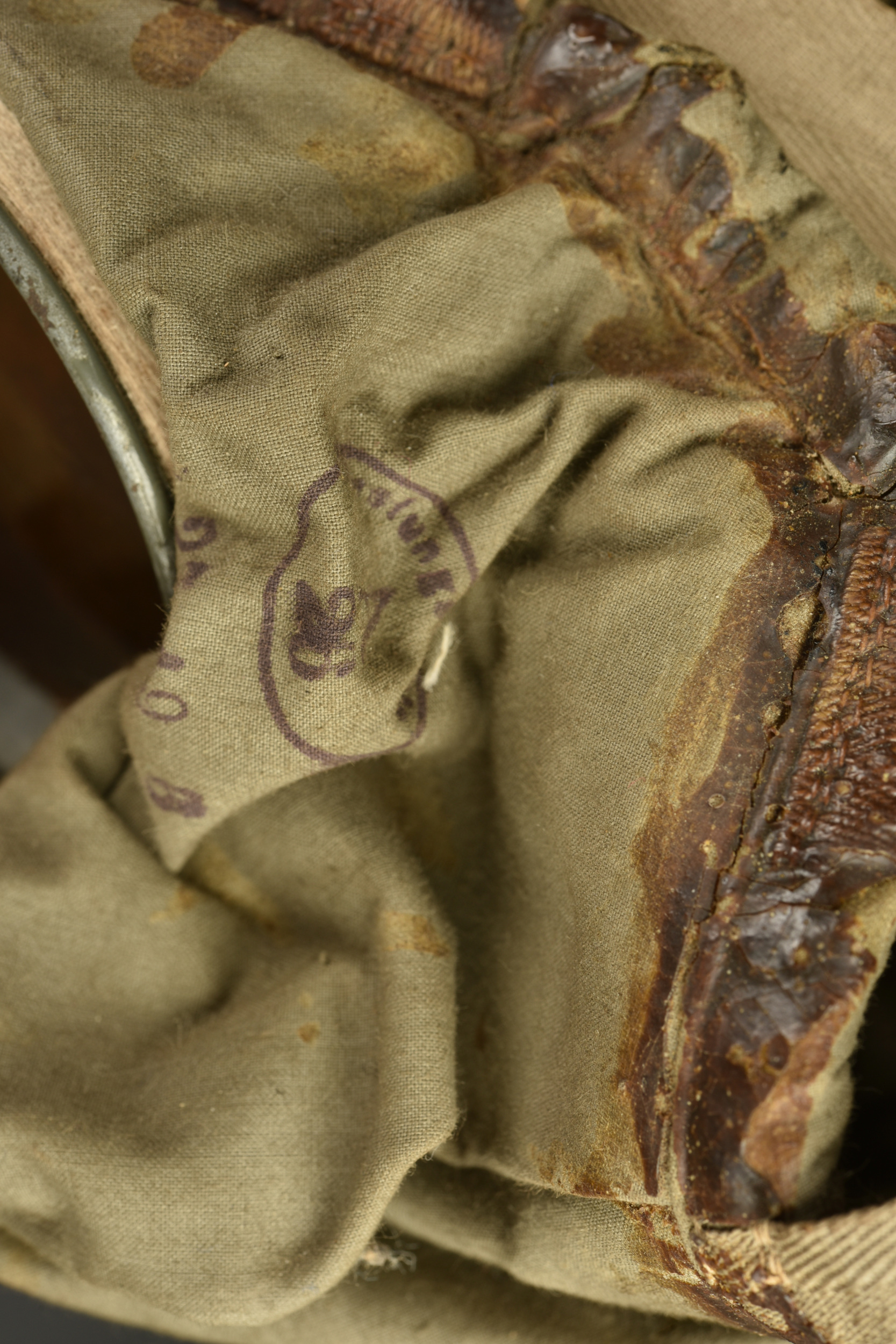 Masque anti gaz allemand Gummimaske 1916. German Model 1916 rubber gas mask — photo 4