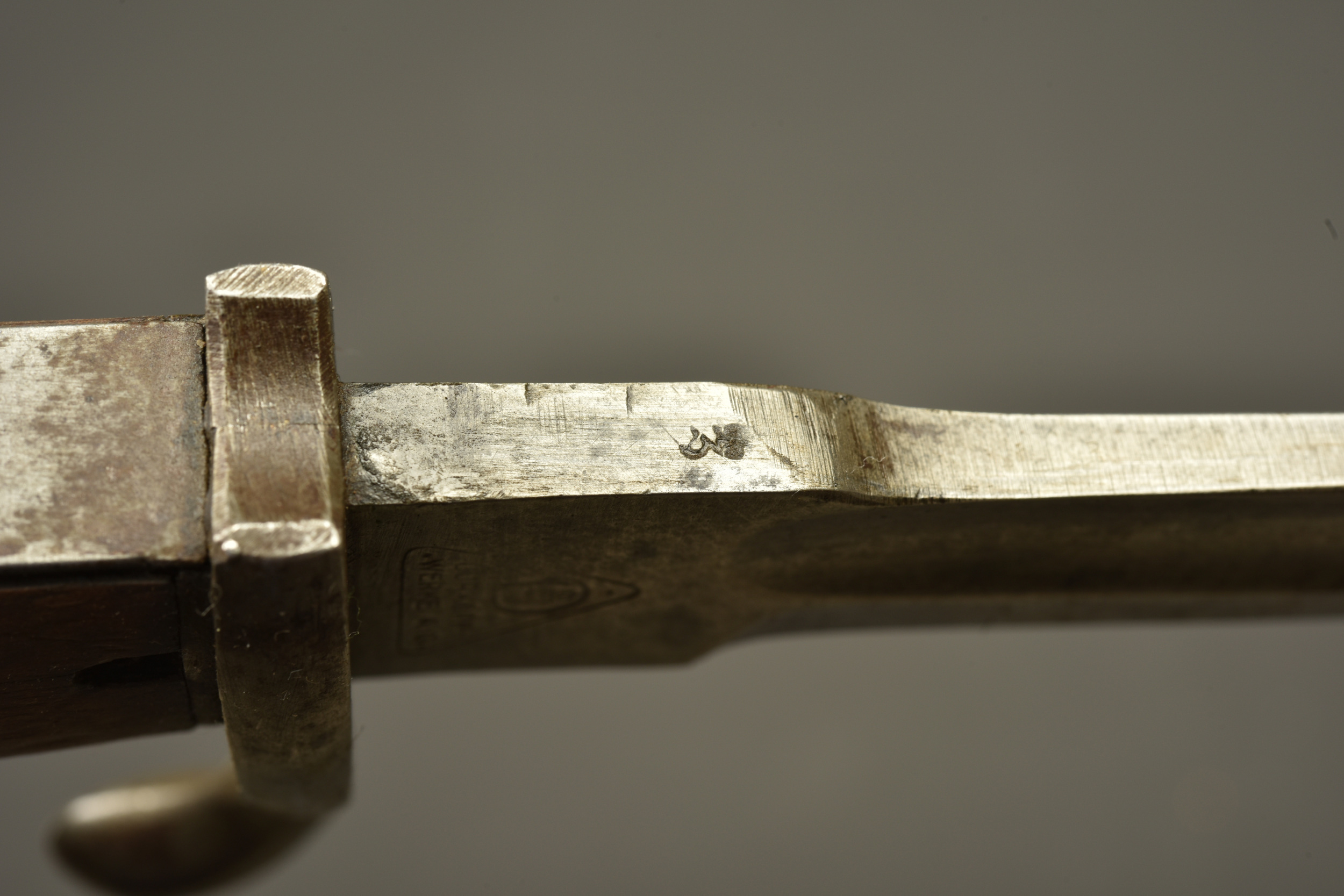 Baïonnette allemande 98-05 dents de scie meulées. German 98/05 bayonet with ground sawback — photo 3